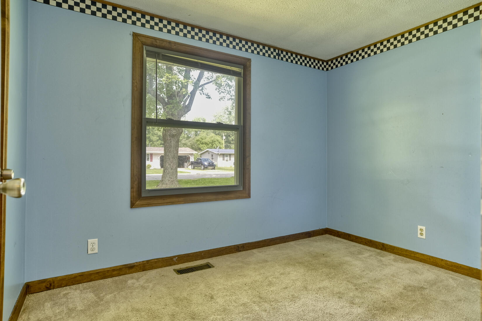 9713 N 490 E, DeMotte, IN 46310; Image #19