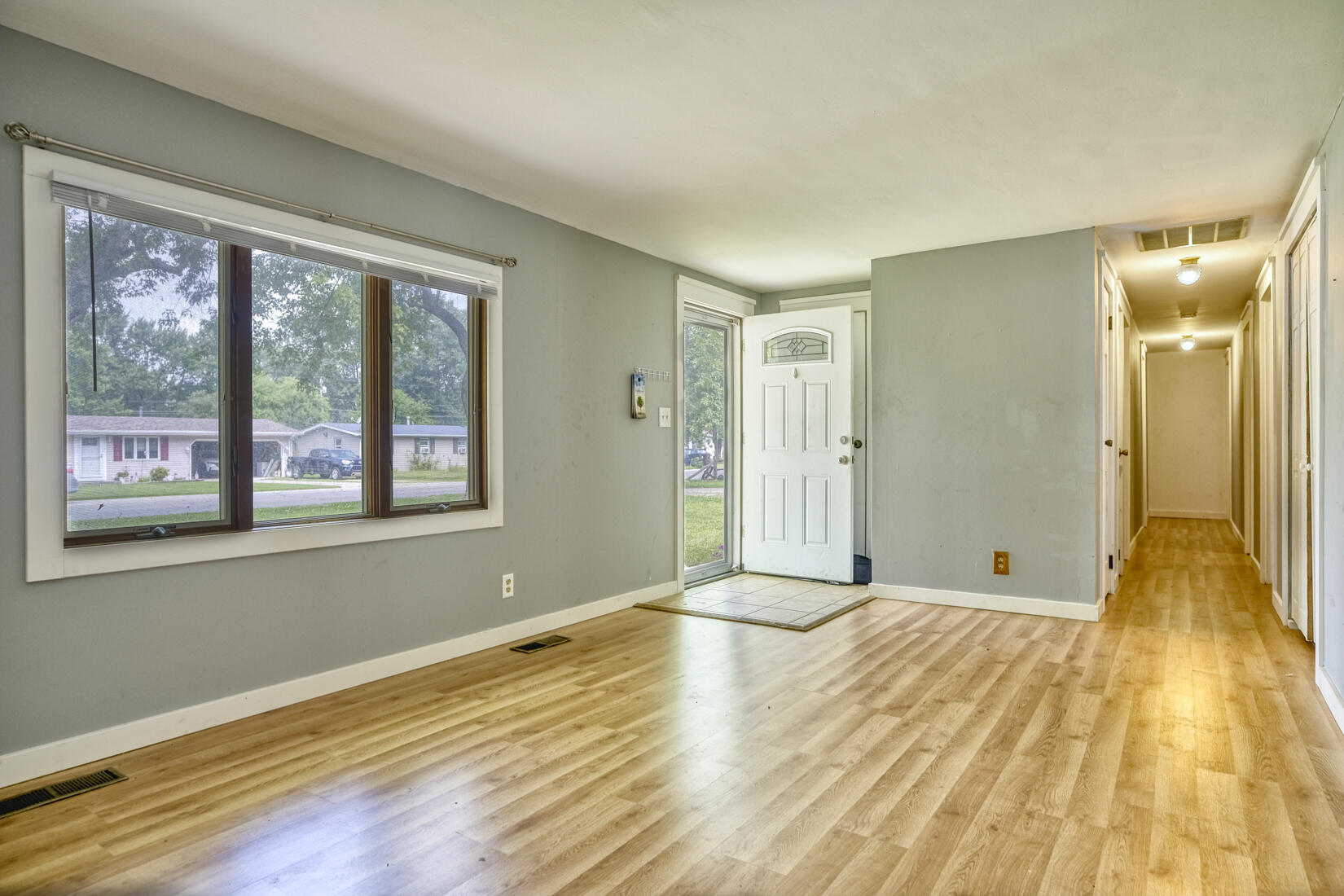 9713 N 490 E, DeMotte, IN 46310; Image #5