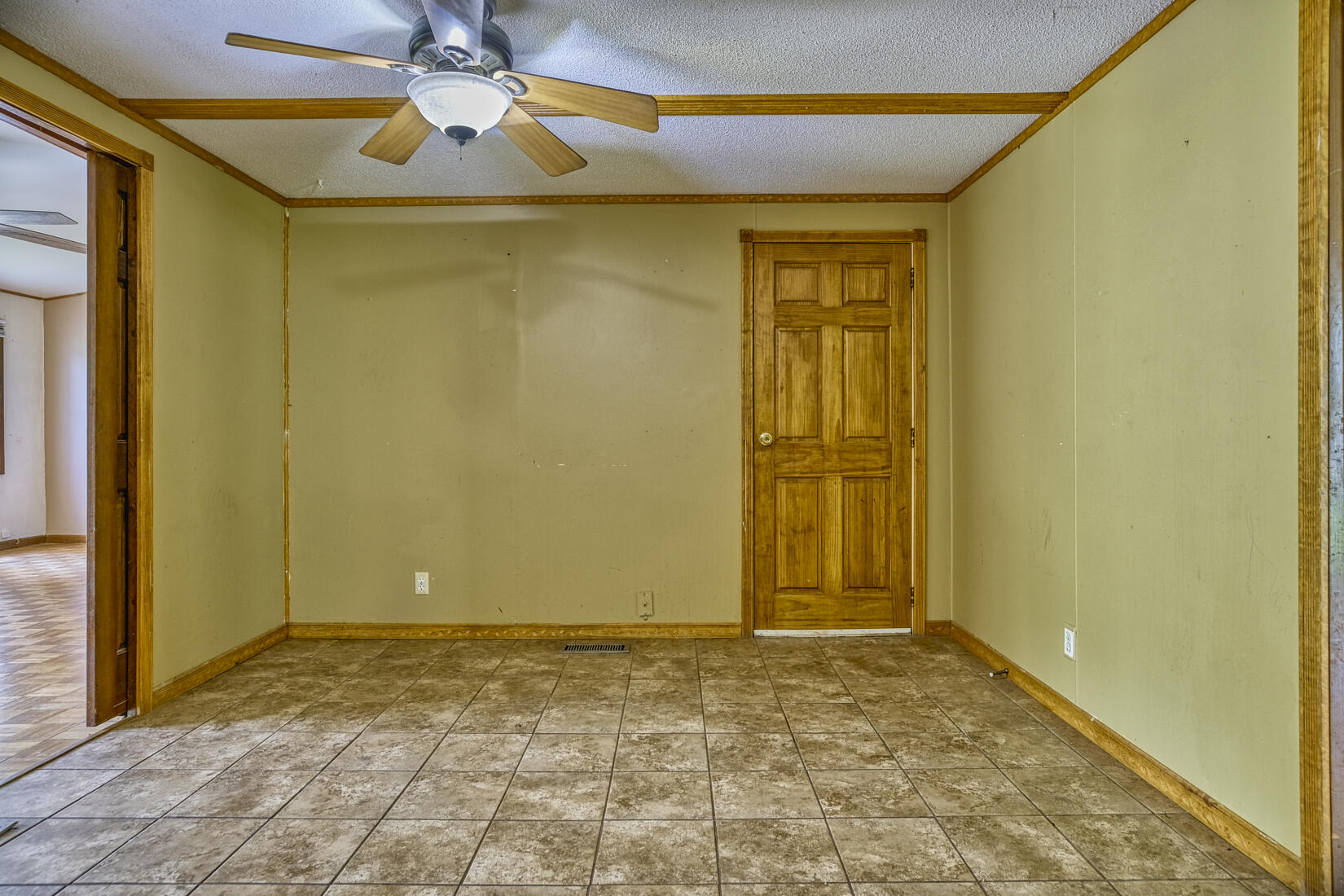 9713 N 490 E, DeMotte, IN 46310; Image #9