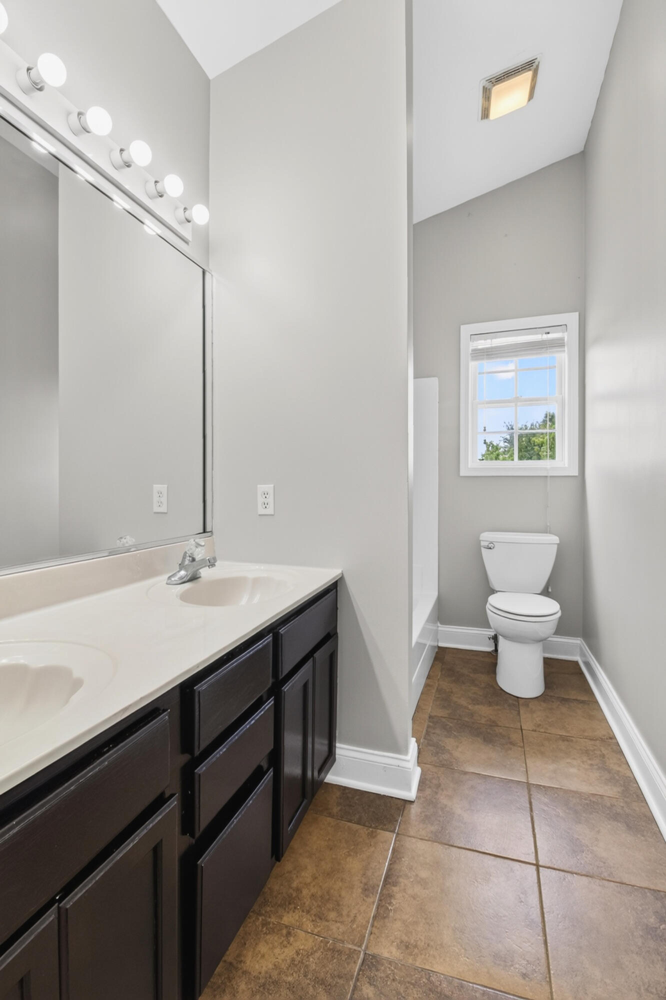 12465 Shelby Place, Crown Point, IN 46307; Image #17