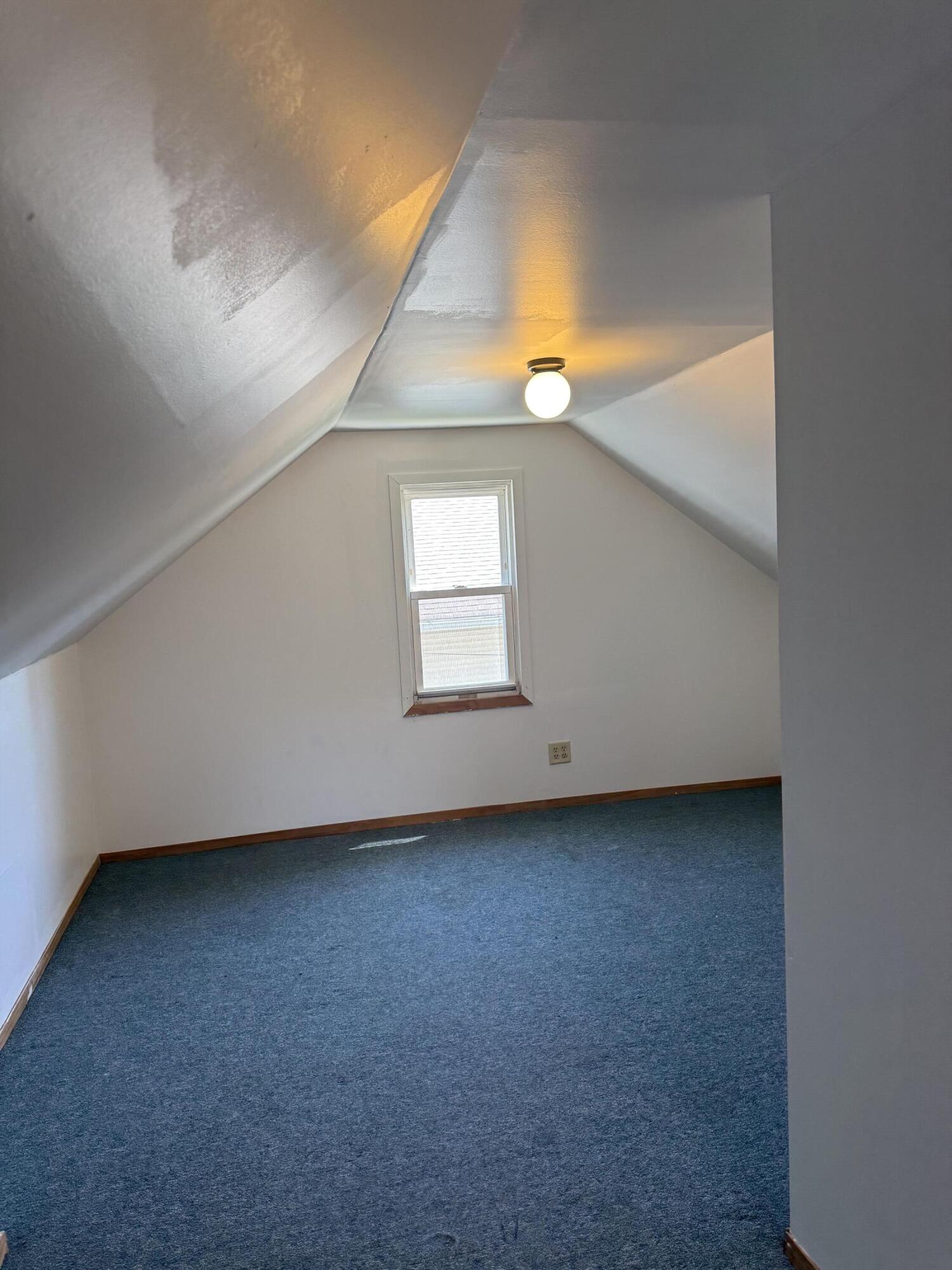 7545 New Hampshire Avenue, Hammond, IN 46323; Image #12