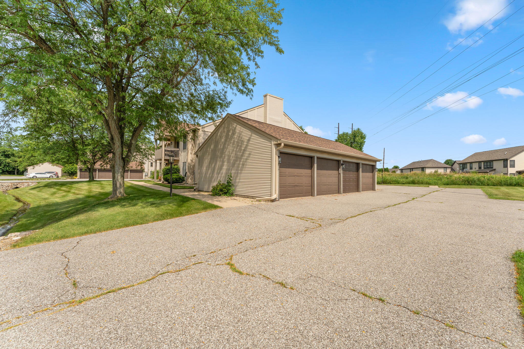 3605 Timberbridge Drive, Valparaiso, IN ##h, 46383; Image #20