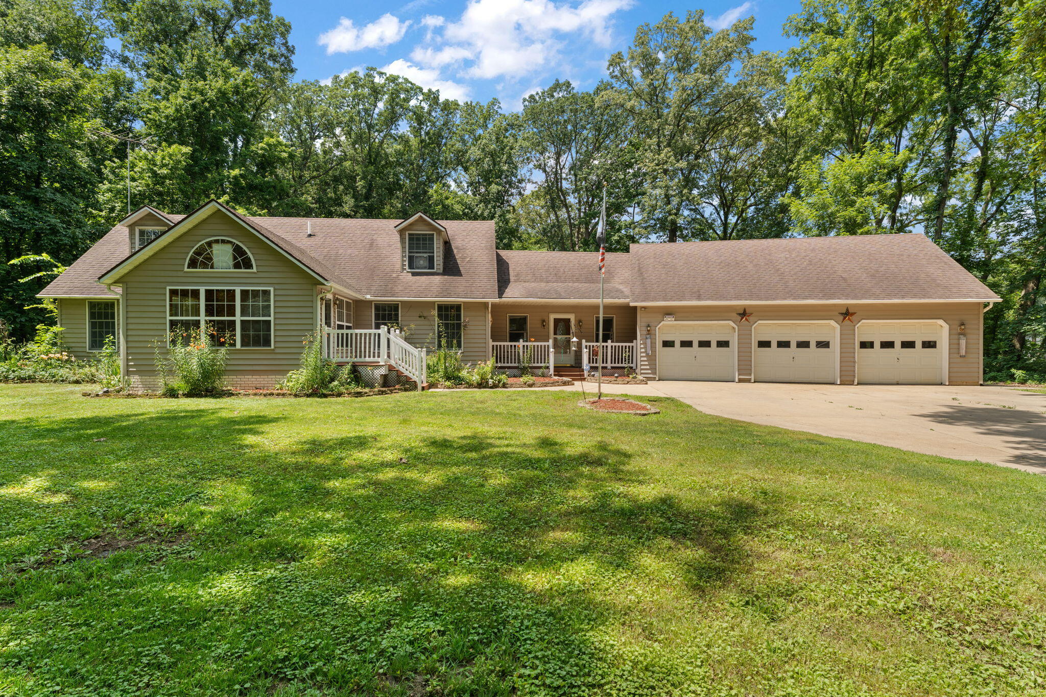 2530 S 400 E, La Porte, IN 46350; Image #2