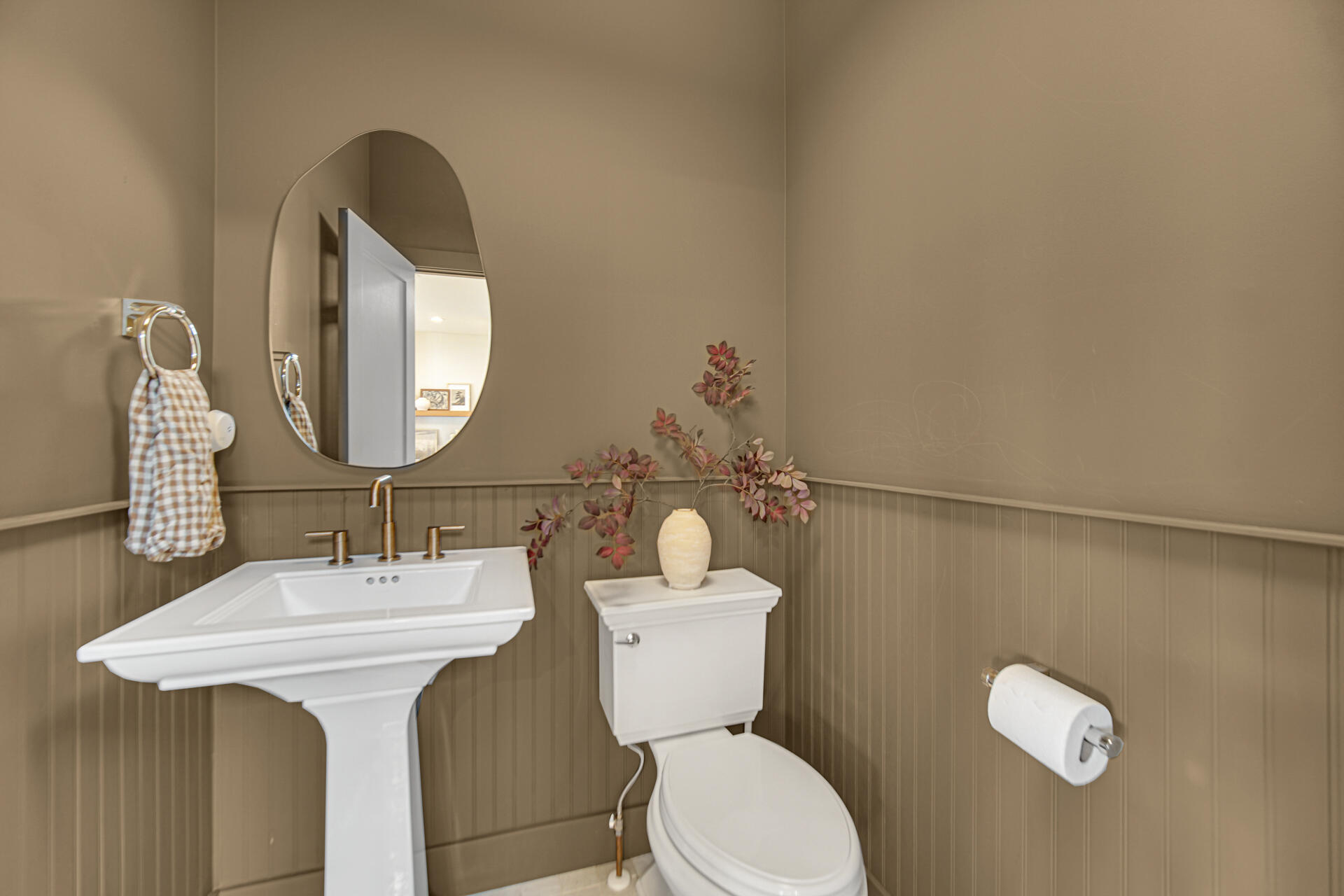 2400 Stirling Drive, Valparaiso, IN 46383; Image #14