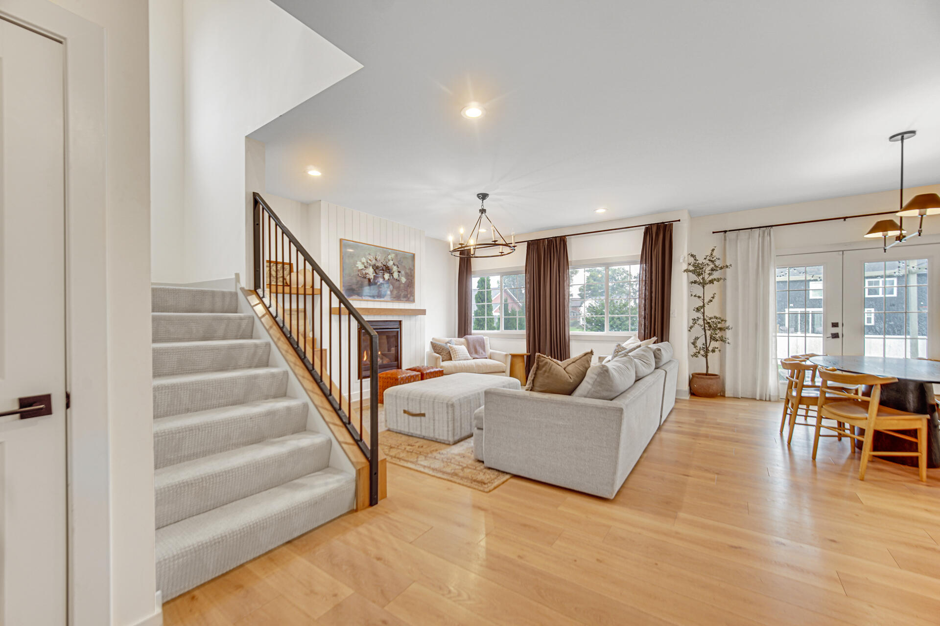 2400 Stirling Drive, Valparaiso, IN 46383; Image #4