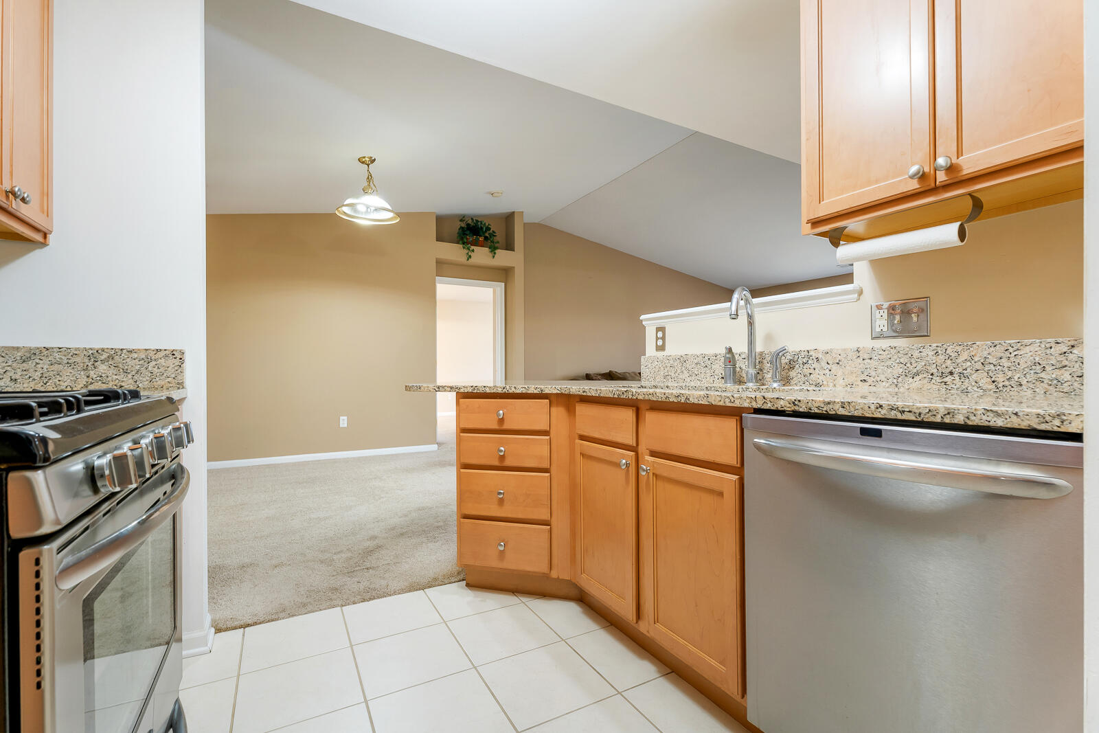 635 Cambridge Court, Munster, IN #2b, 46321; Image #14