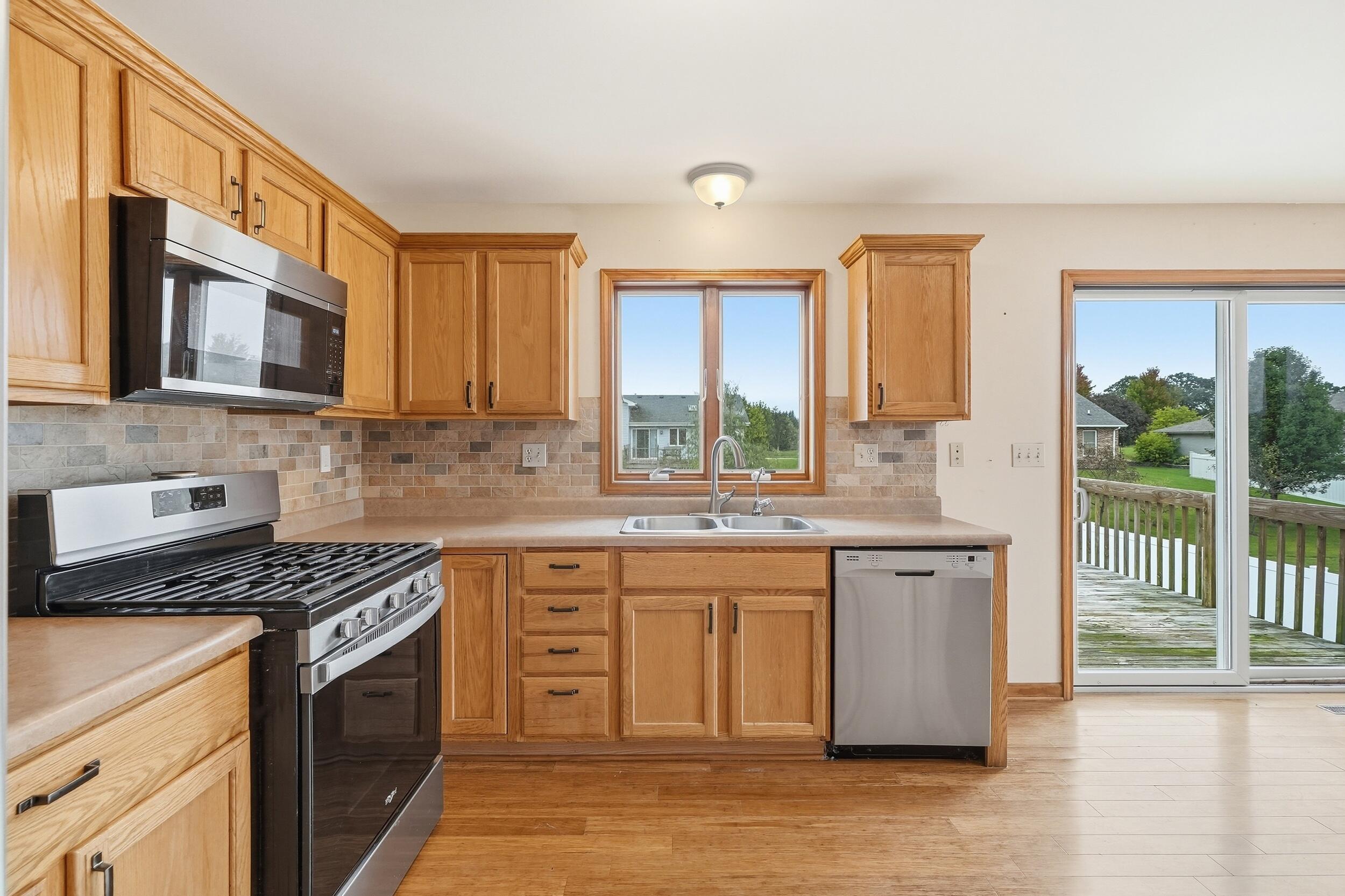 7420 W 92nd Avenue, Crown Point, IN 46307; Image #10