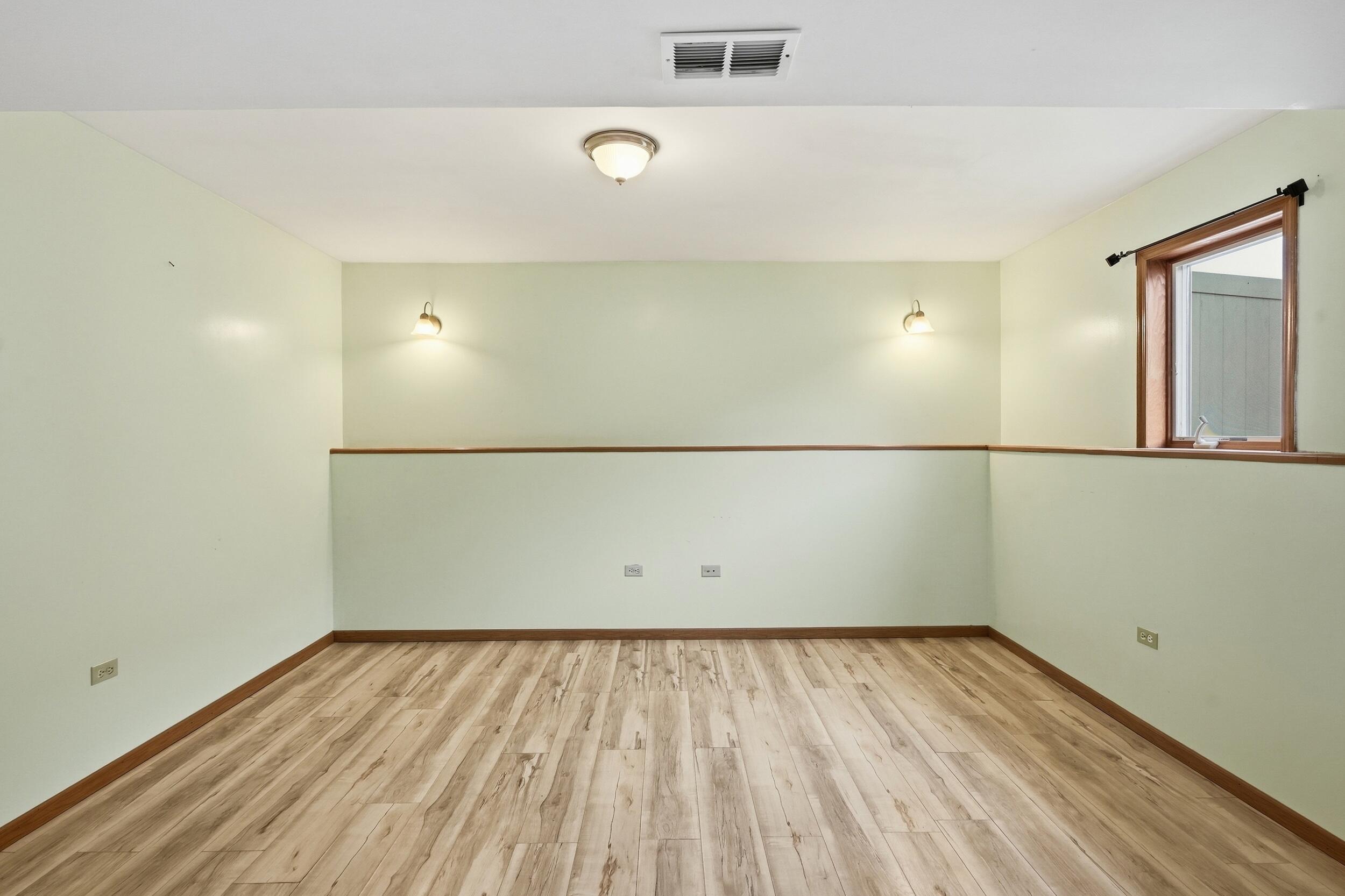 7420 W 92nd Avenue, Crown Point, IN 46307; Image #20