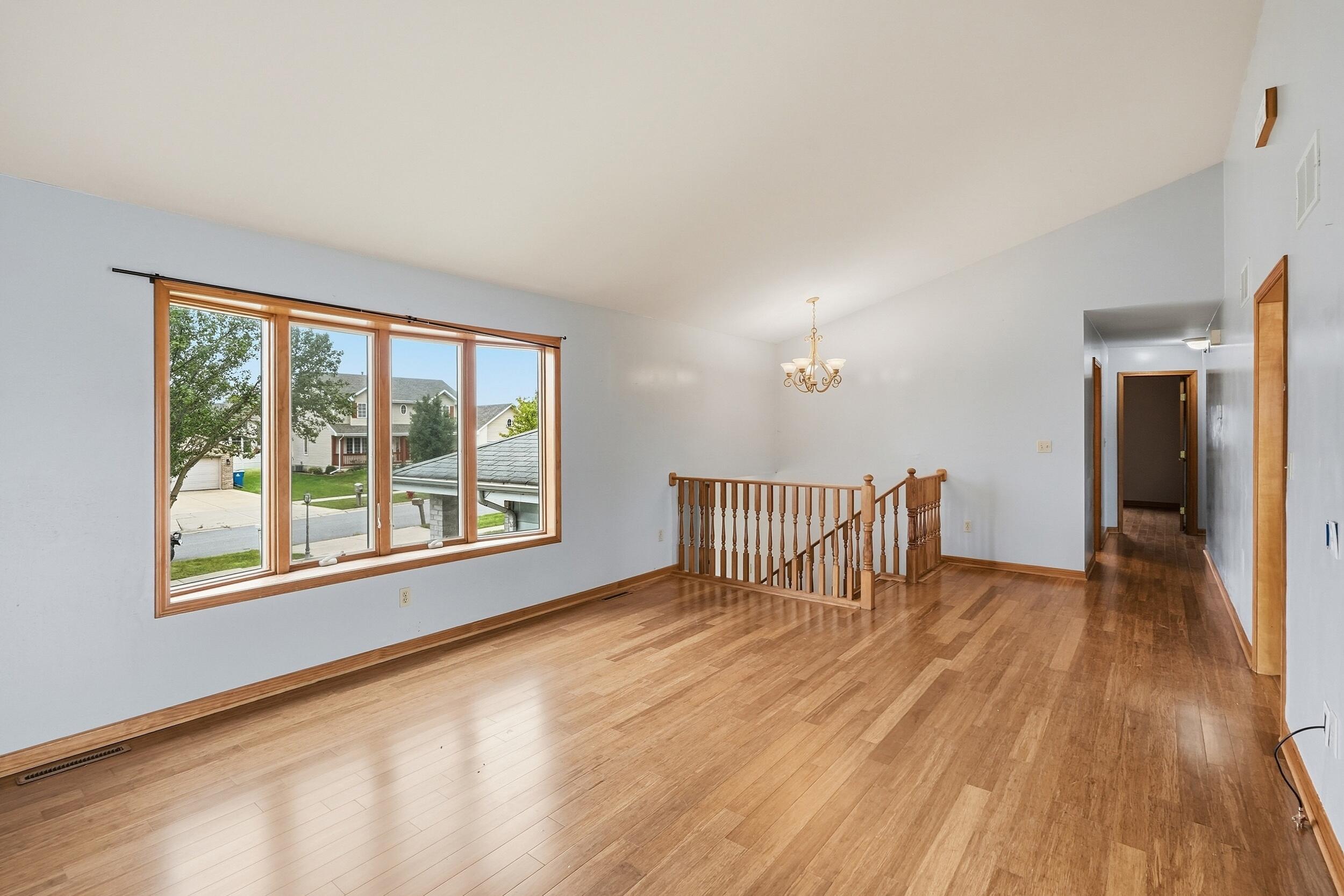 7420 W 92nd Avenue, Crown Point, IN 46307; Image #5
