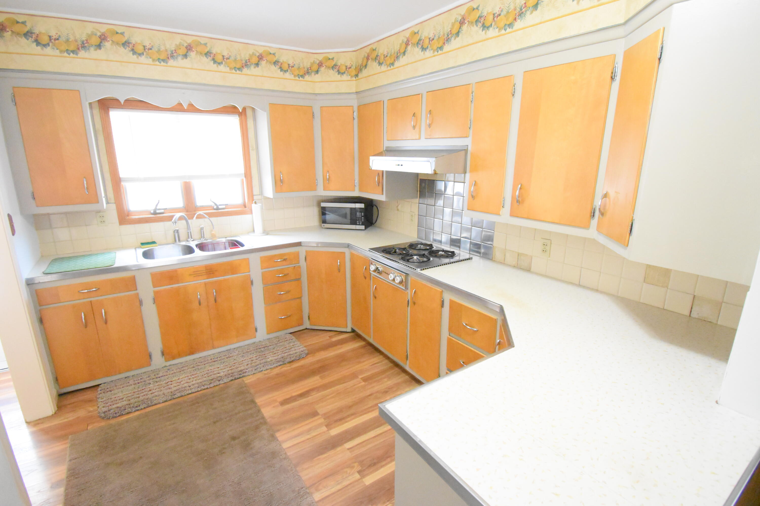 108 W Beaver Street, Morocco, IN 47963; Image #17