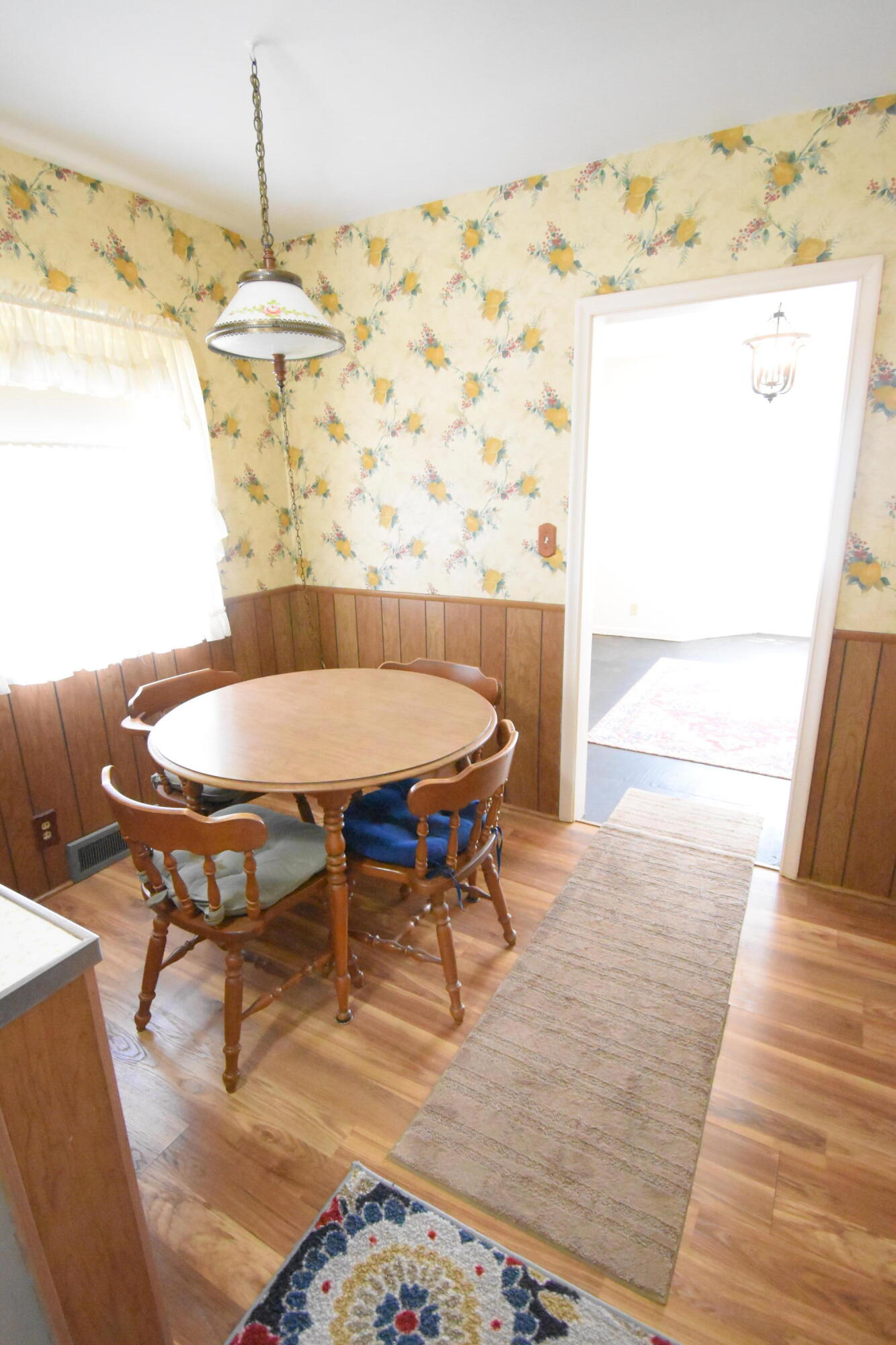 108 W Beaver Street, Morocco, IN 47963; Image #19