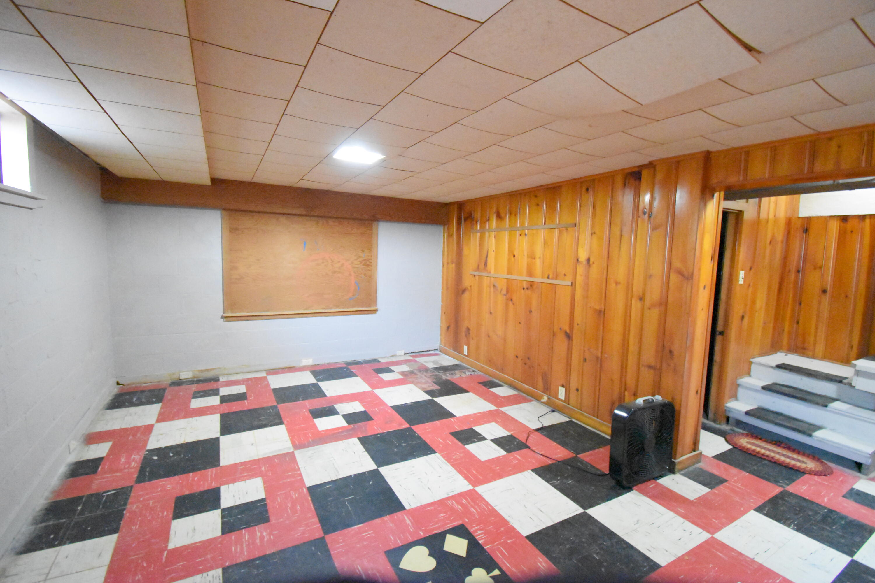 108 W Beaver Street, Morocco, IN 47963; Image #40