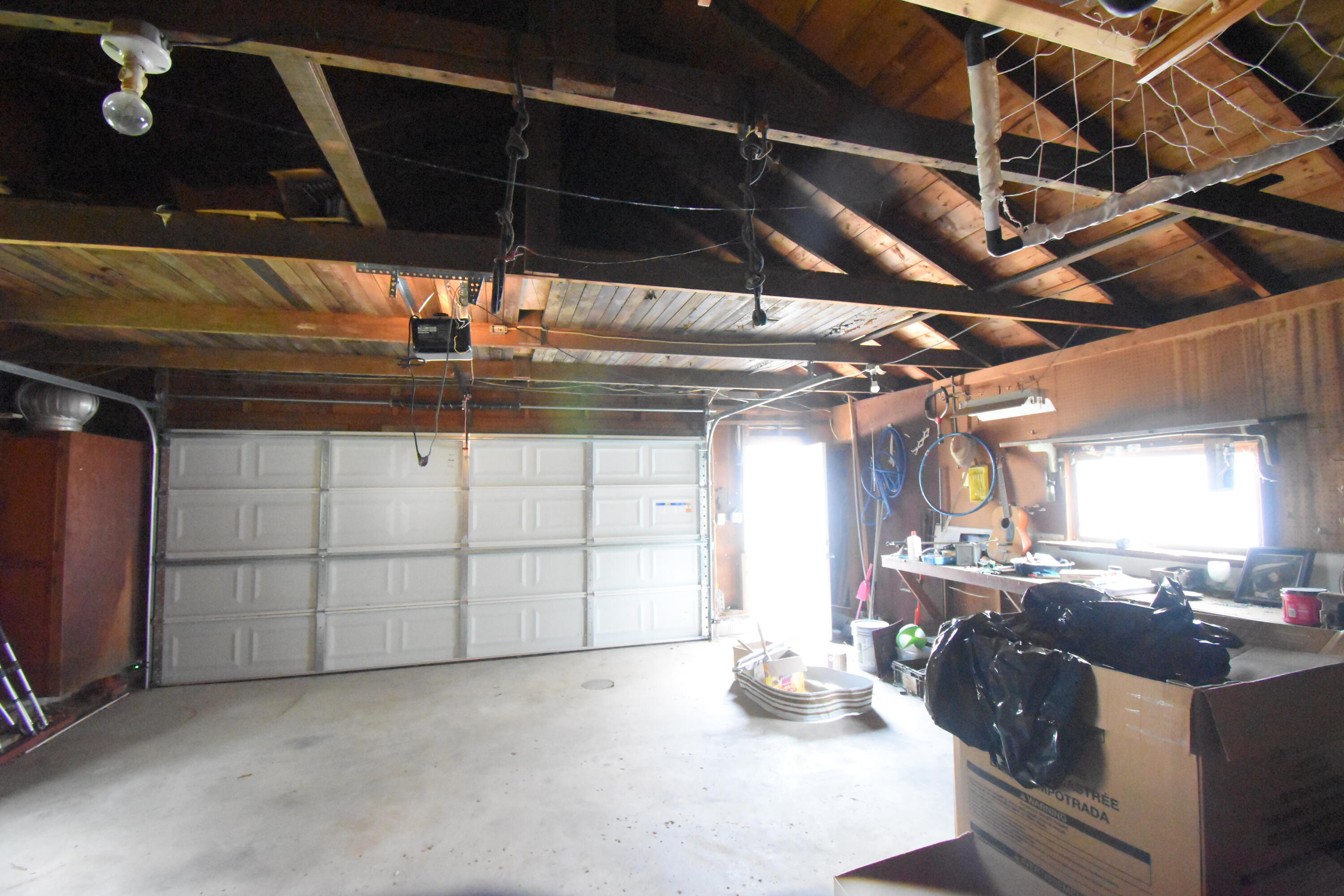 108 W Beaver Street, Morocco, IN 47963; Image #46
