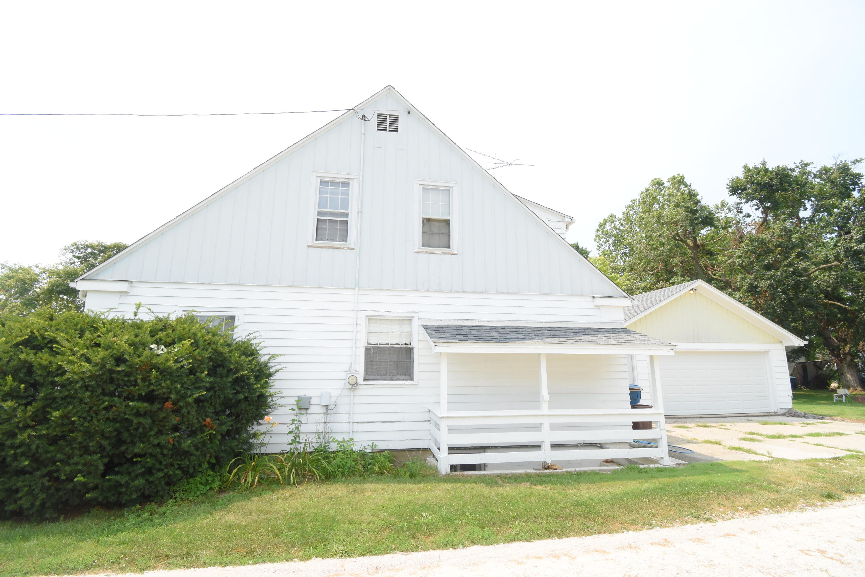 108 W Beaver Street, Morocco, IN 47963; Image #6
