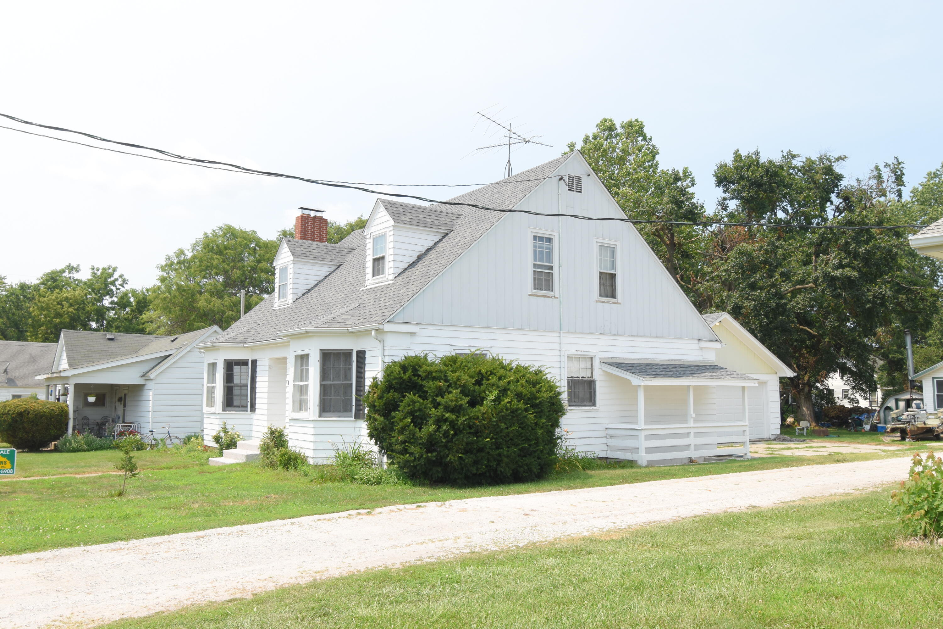 108 W Beaver Street, Morocco, IN 47963; Image #7