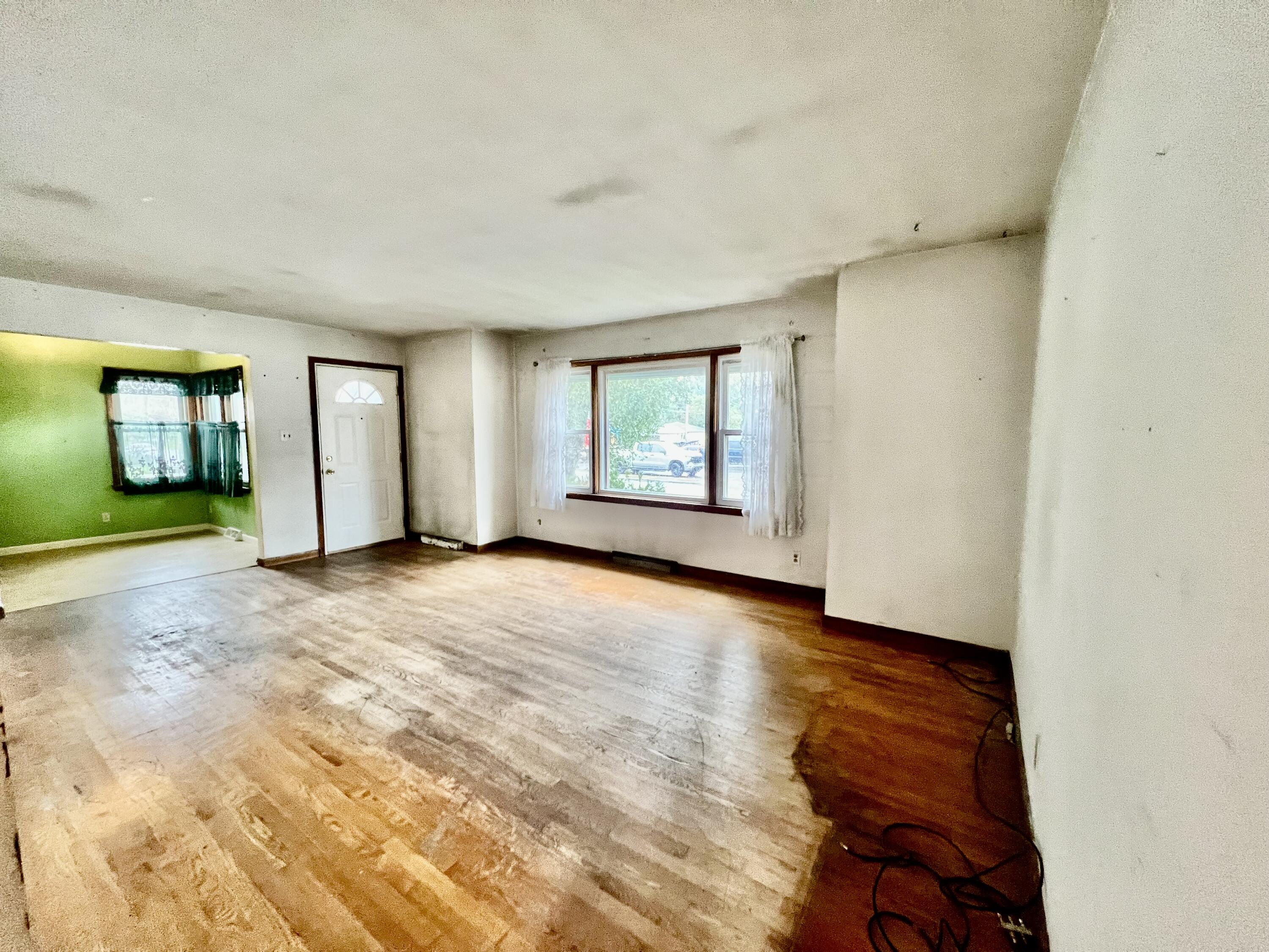 3747 Hohman Avenue, Hammond, IN 46327; Image #10