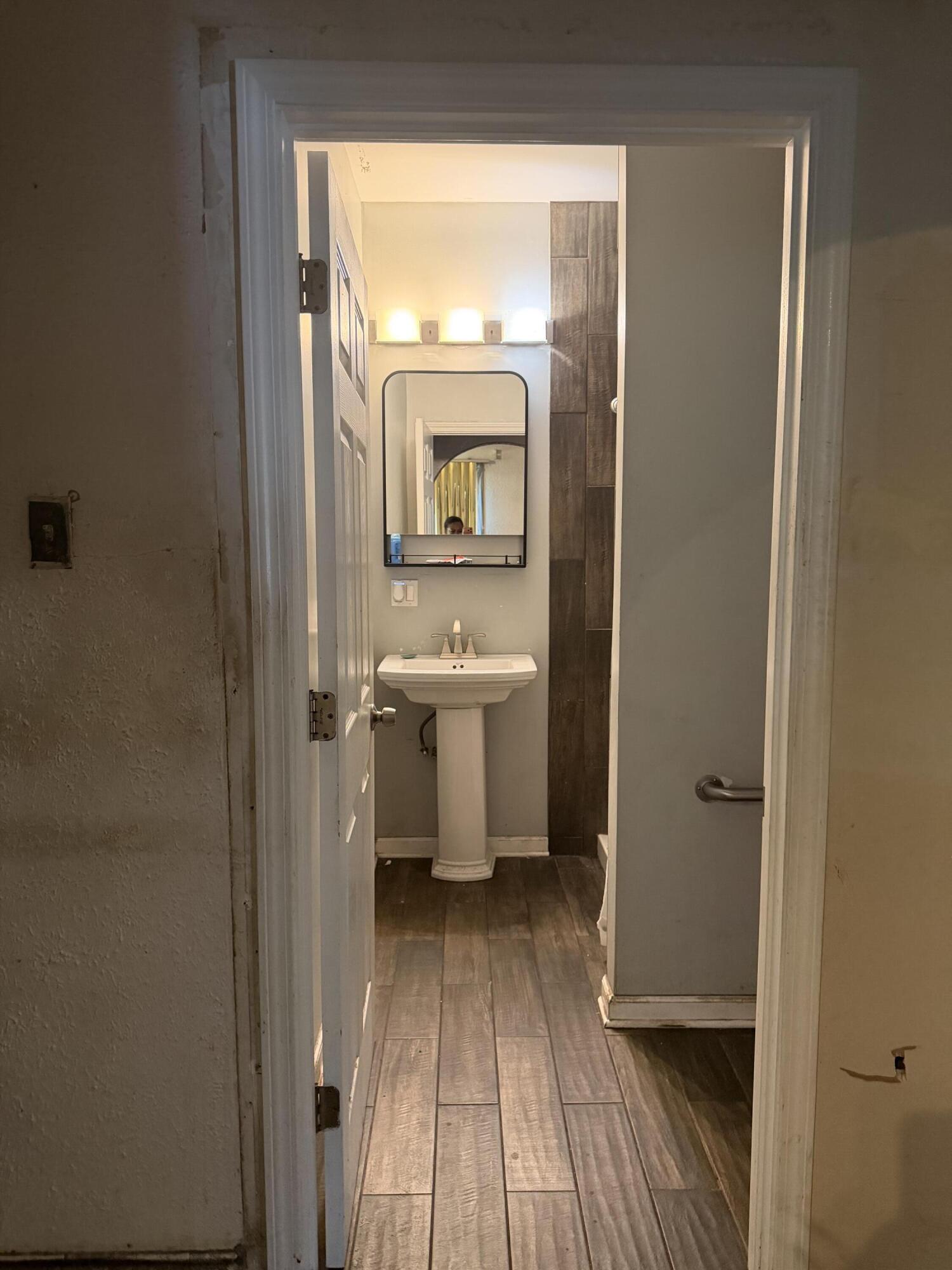 605 Durbin Street, Gary, IN 46406; Image #7