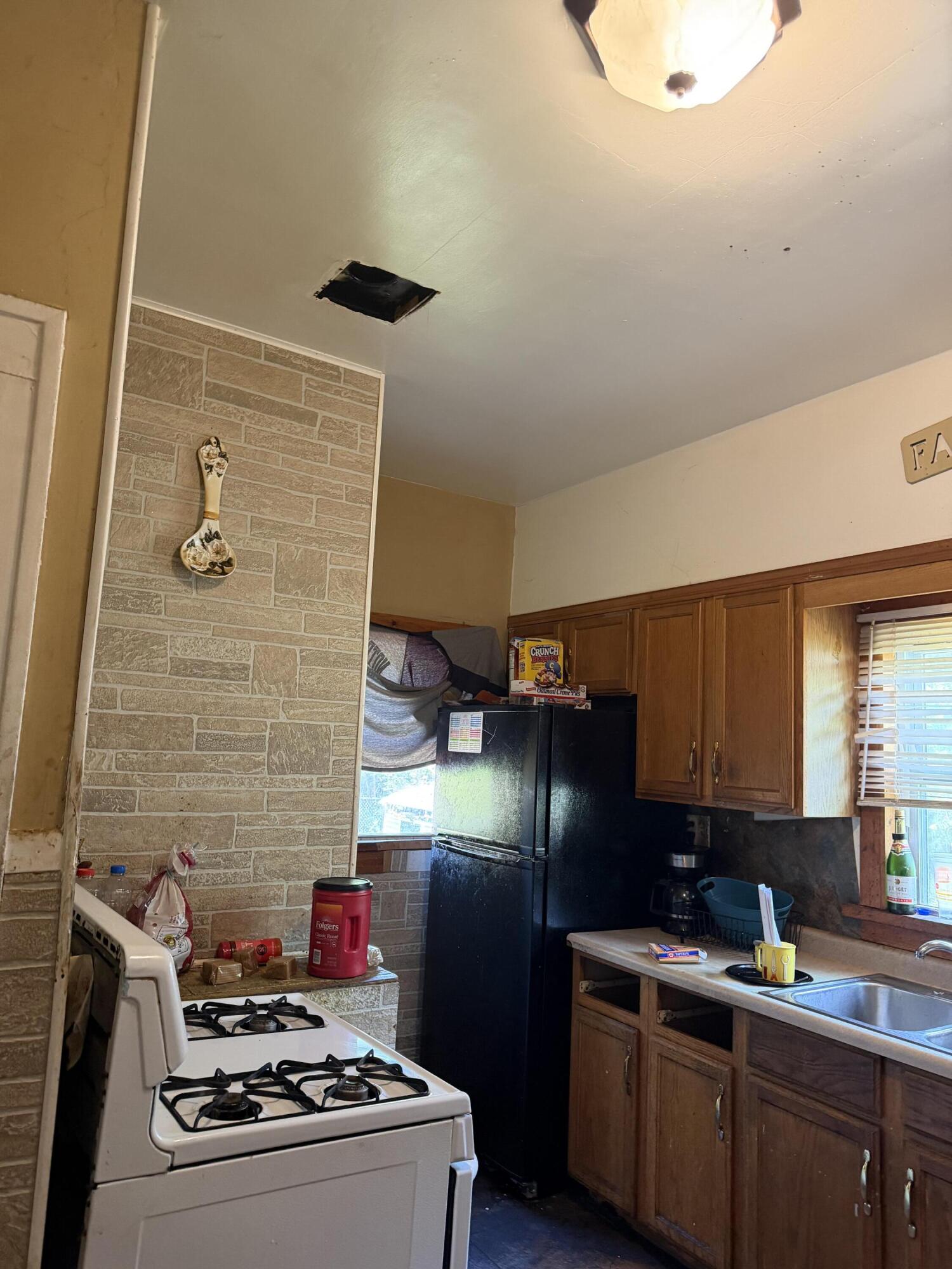 605 Durbin Street, Gary, IN 46406; Image #8