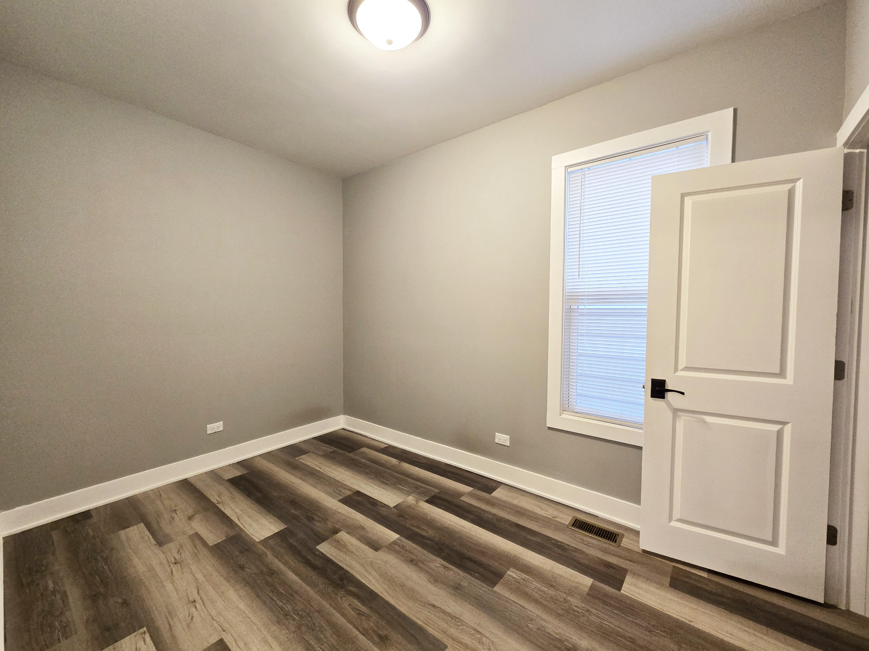 4332 Olcott Avenue, East Chicago, IN 46312; Image #12