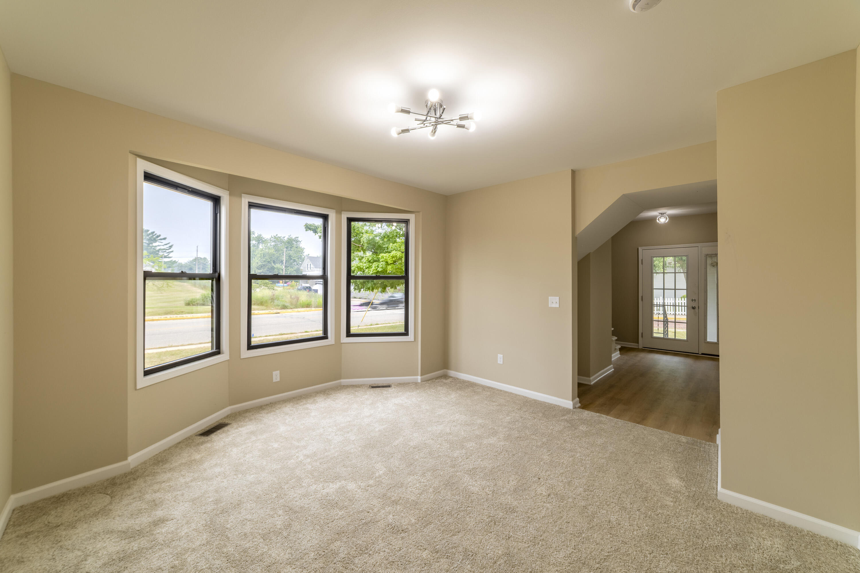 226 W William Street, Michigan City, IN 46360; Image #10