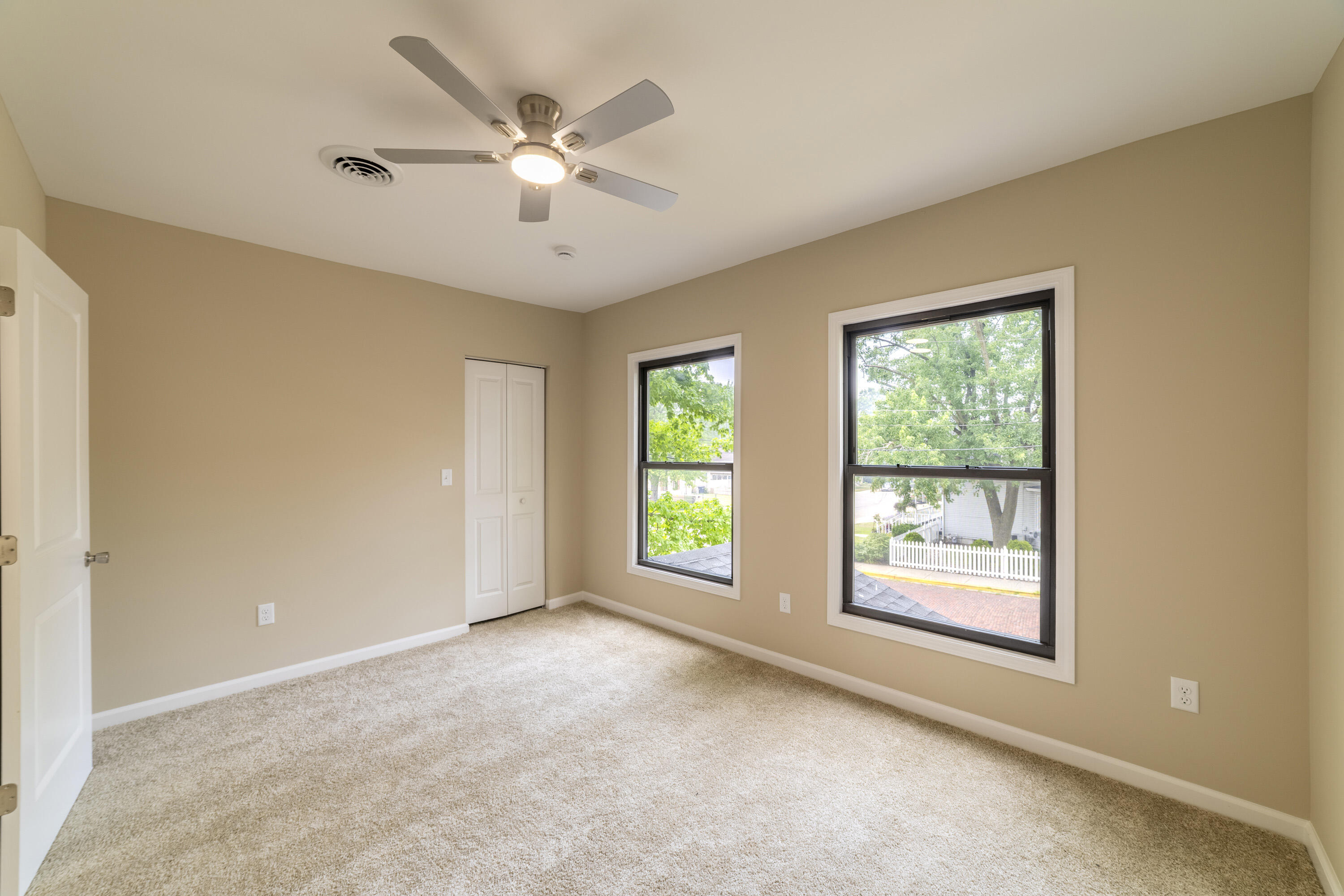 226 W William Street, Michigan City, IN 46360; Image #23