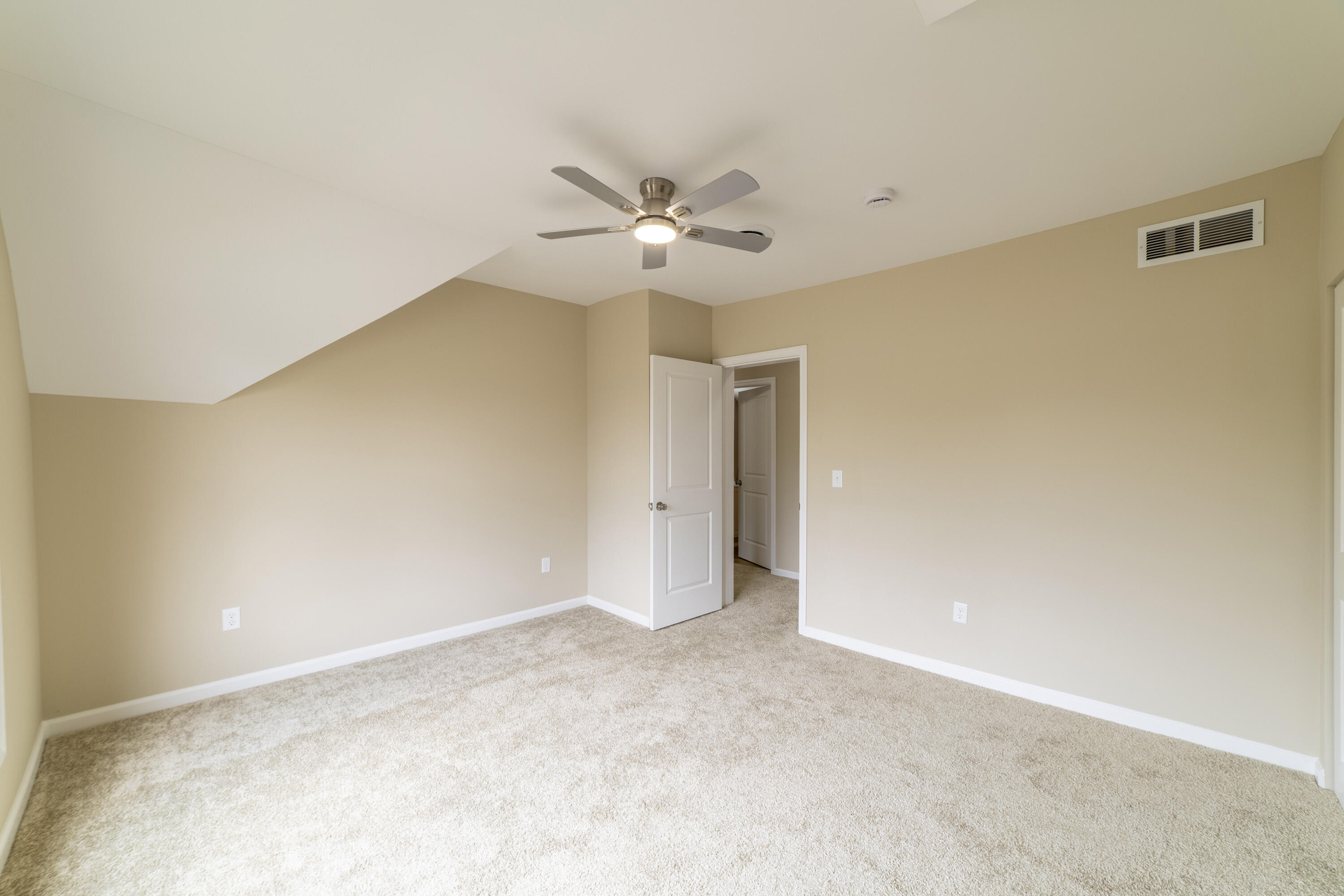 226 W William Street, Michigan City, IN 46360; Image #29