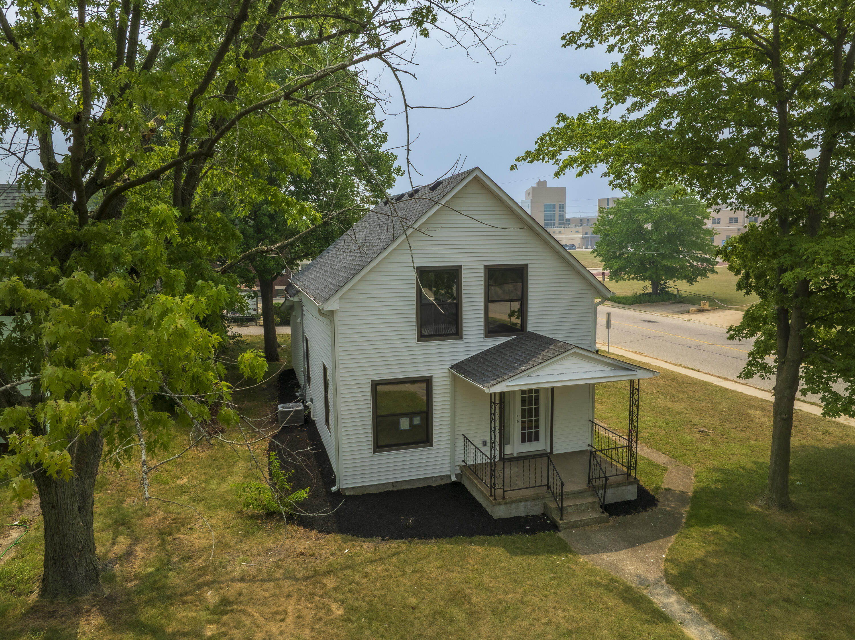 226 W William Street, Michigan City, IN 46360; Image #3