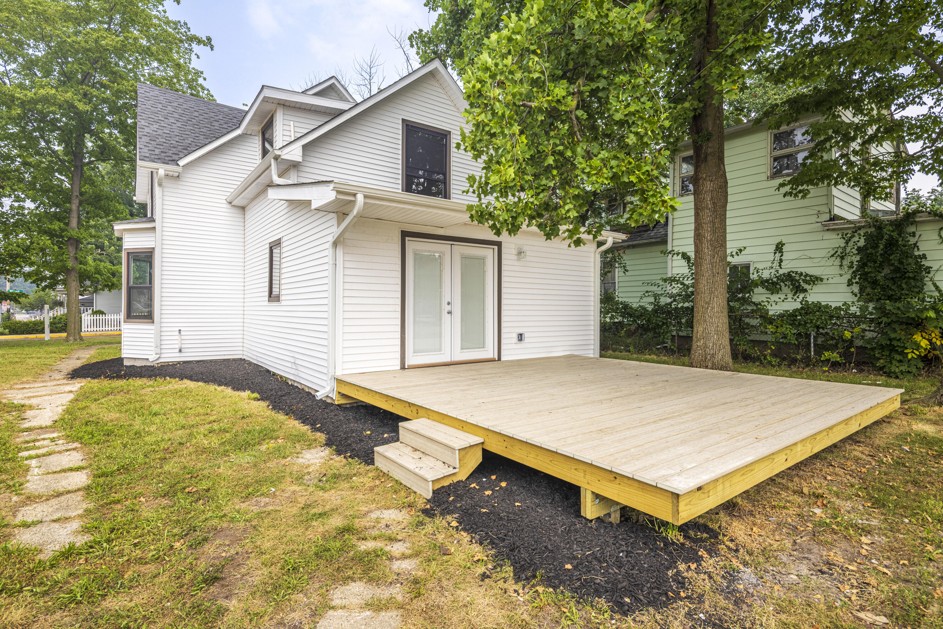 226 W William Street, Michigan City, IN 46360; Image #32