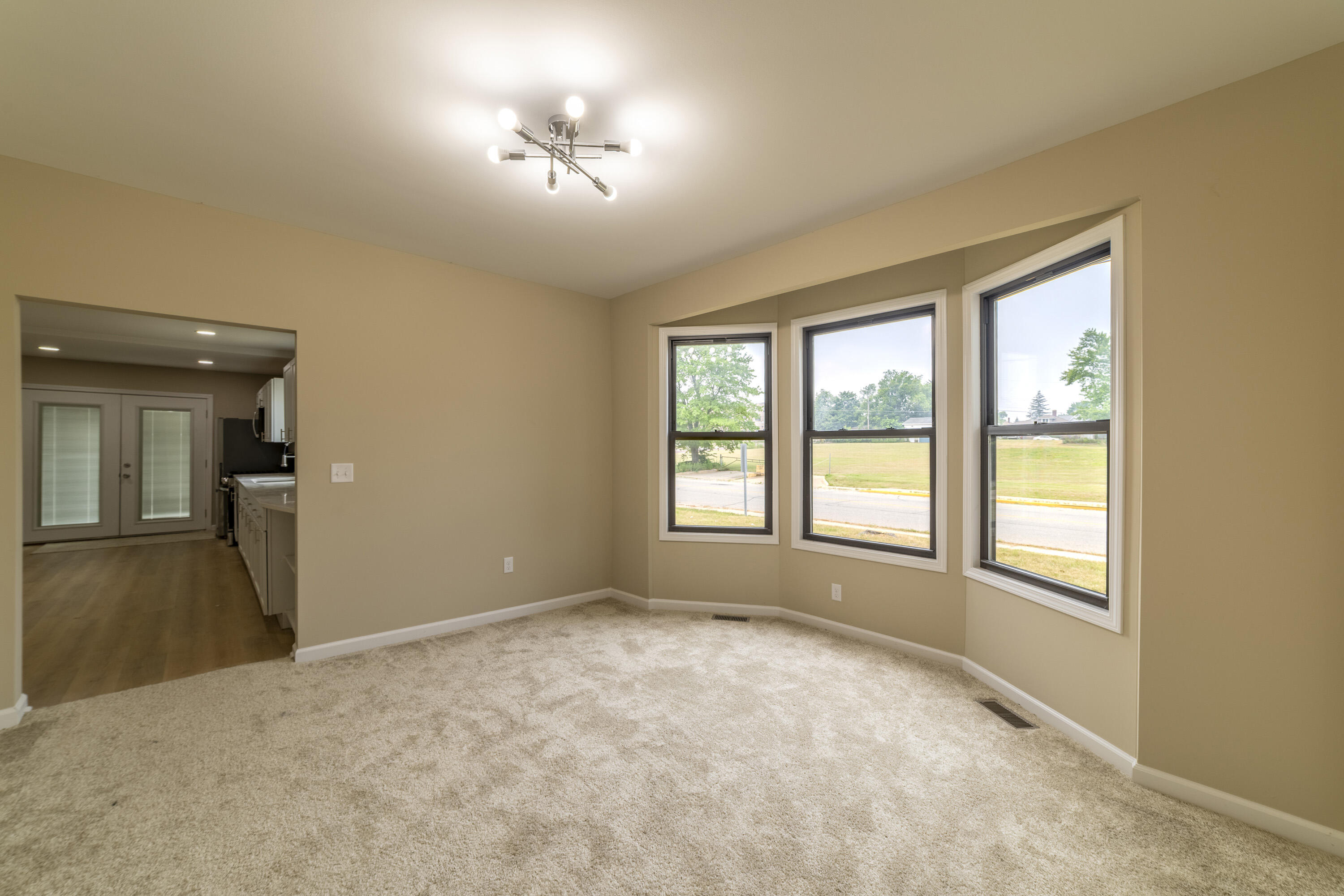 226 W William Street, Michigan City, IN 46360; Image #8