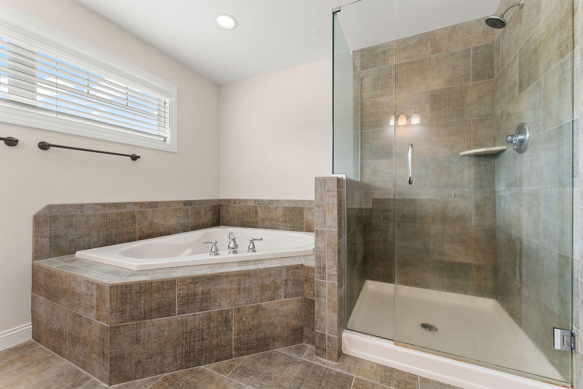 98 Muirfield Drive, Valparaiso, IN 46385; Image #24