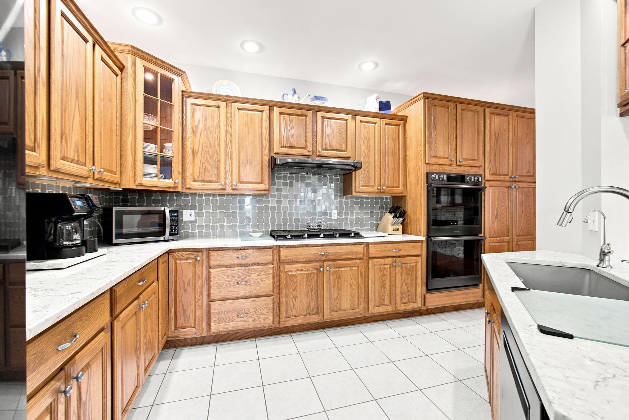 2654 Mariestad Drive, Valparaiso, IN 46385; Image #27