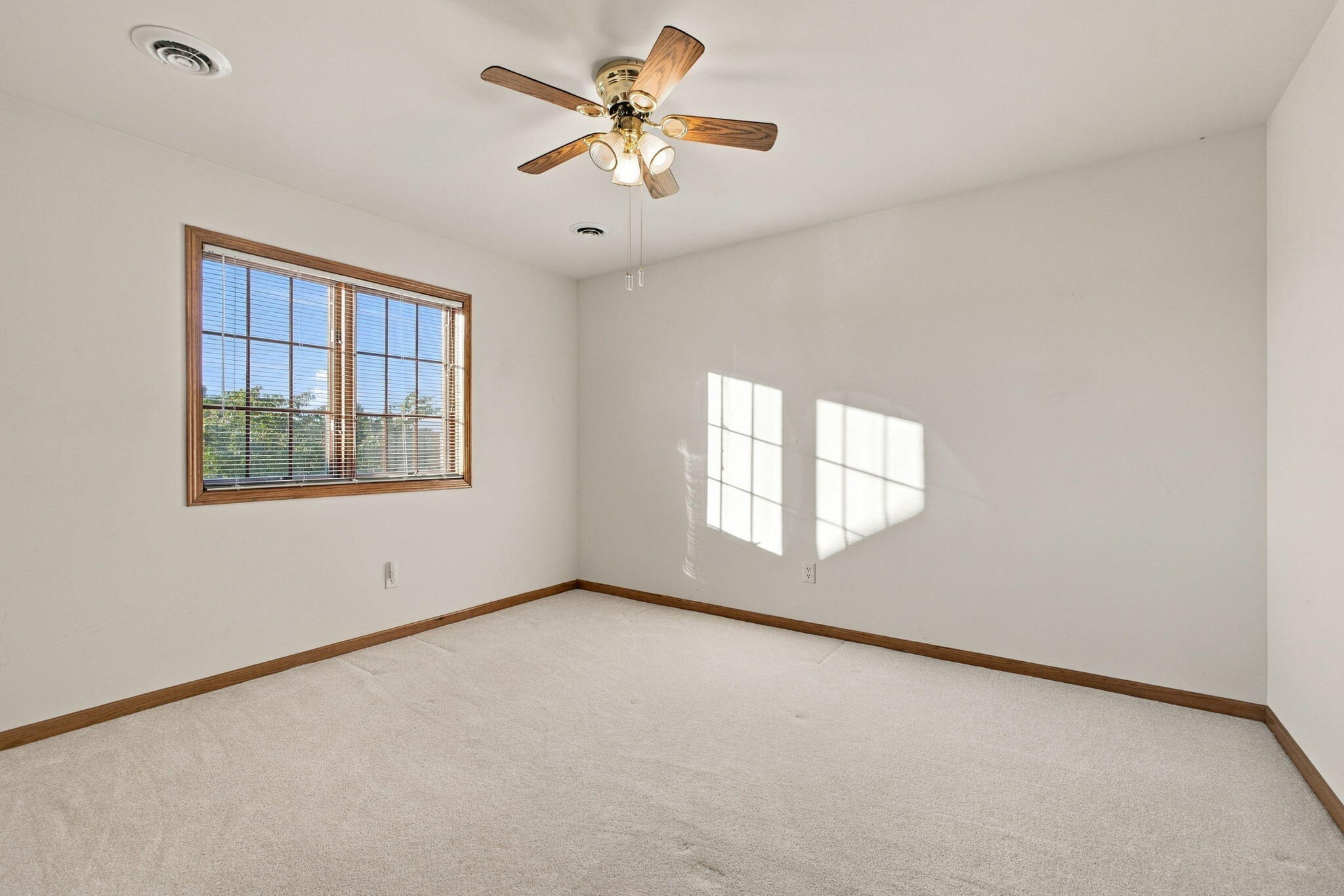 2654 Mariestad Drive, Valparaiso, IN 46385; Image #40