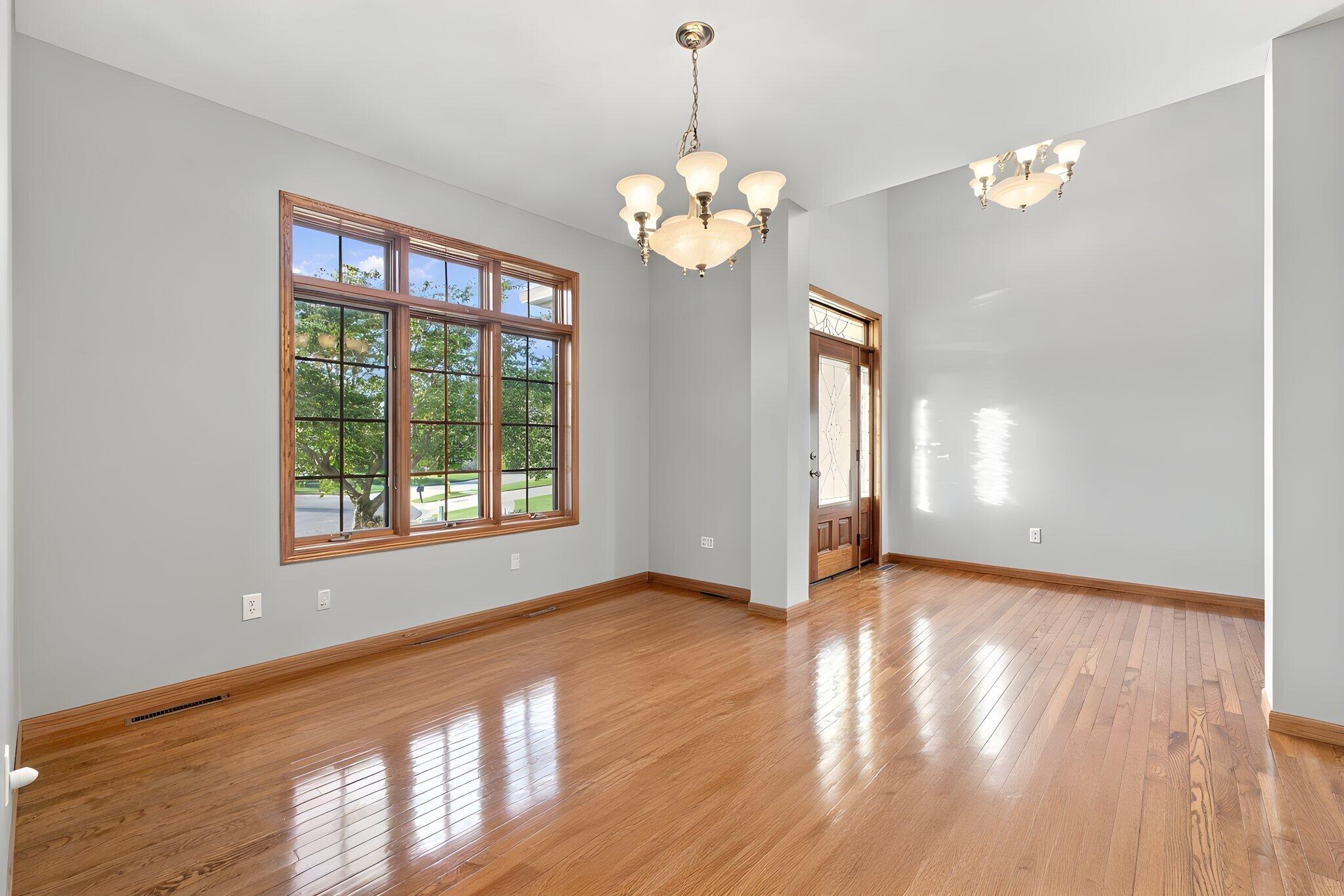 2654 Mariestad Drive, Valparaiso, IN 46385; Image #9