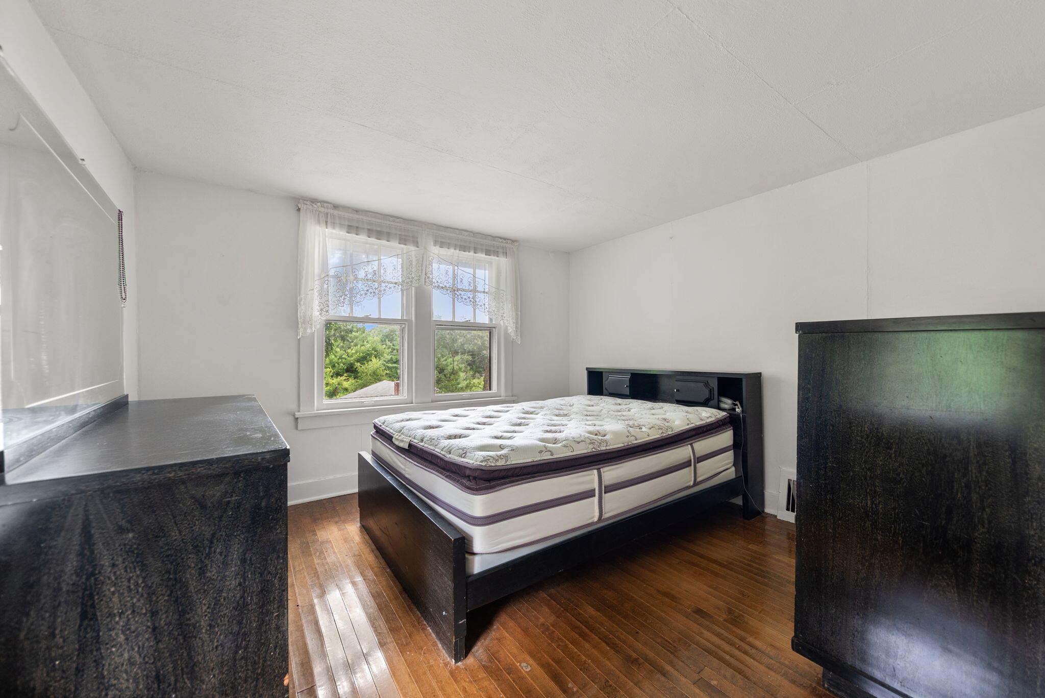 6108 Hemlock Avenue, Gary, IN 46403; Image #13