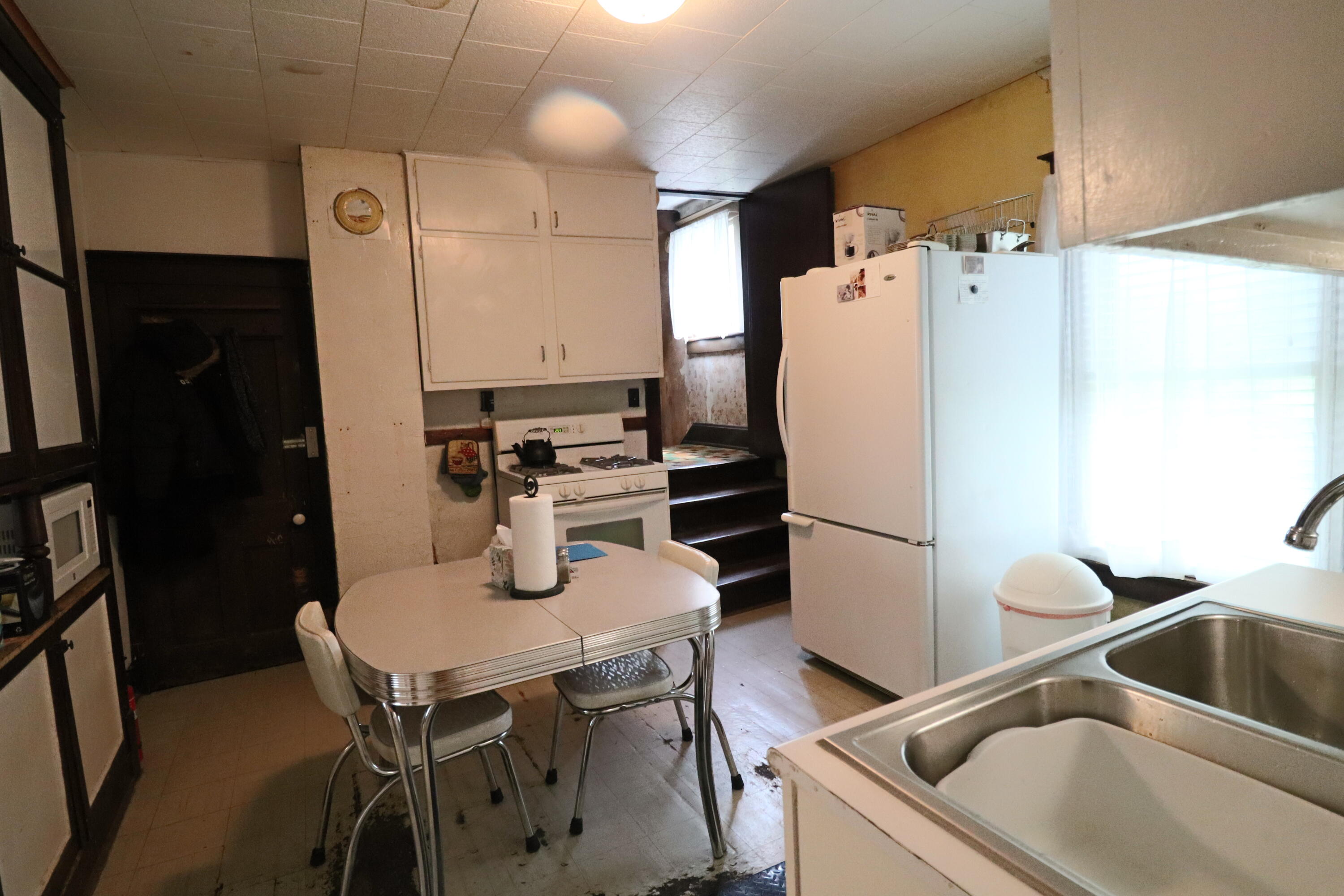 784 N 625 E, Westville, IN 46391; Image #13