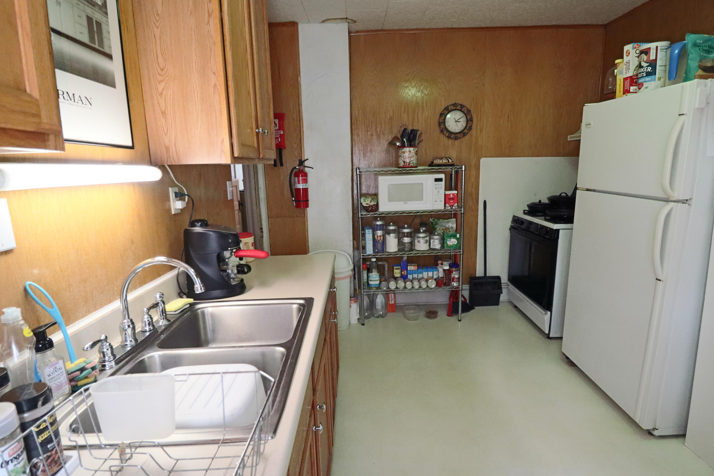 784 N 625 E, Westville, IN 46391; Image #19