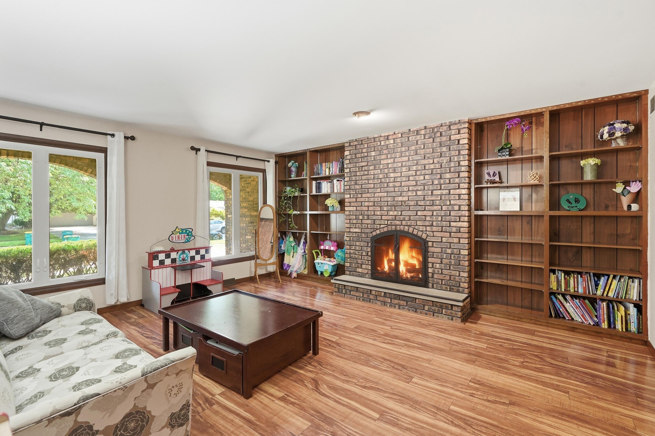 9218 Greenwood Avenue, Munster, IN 46321; Image #12