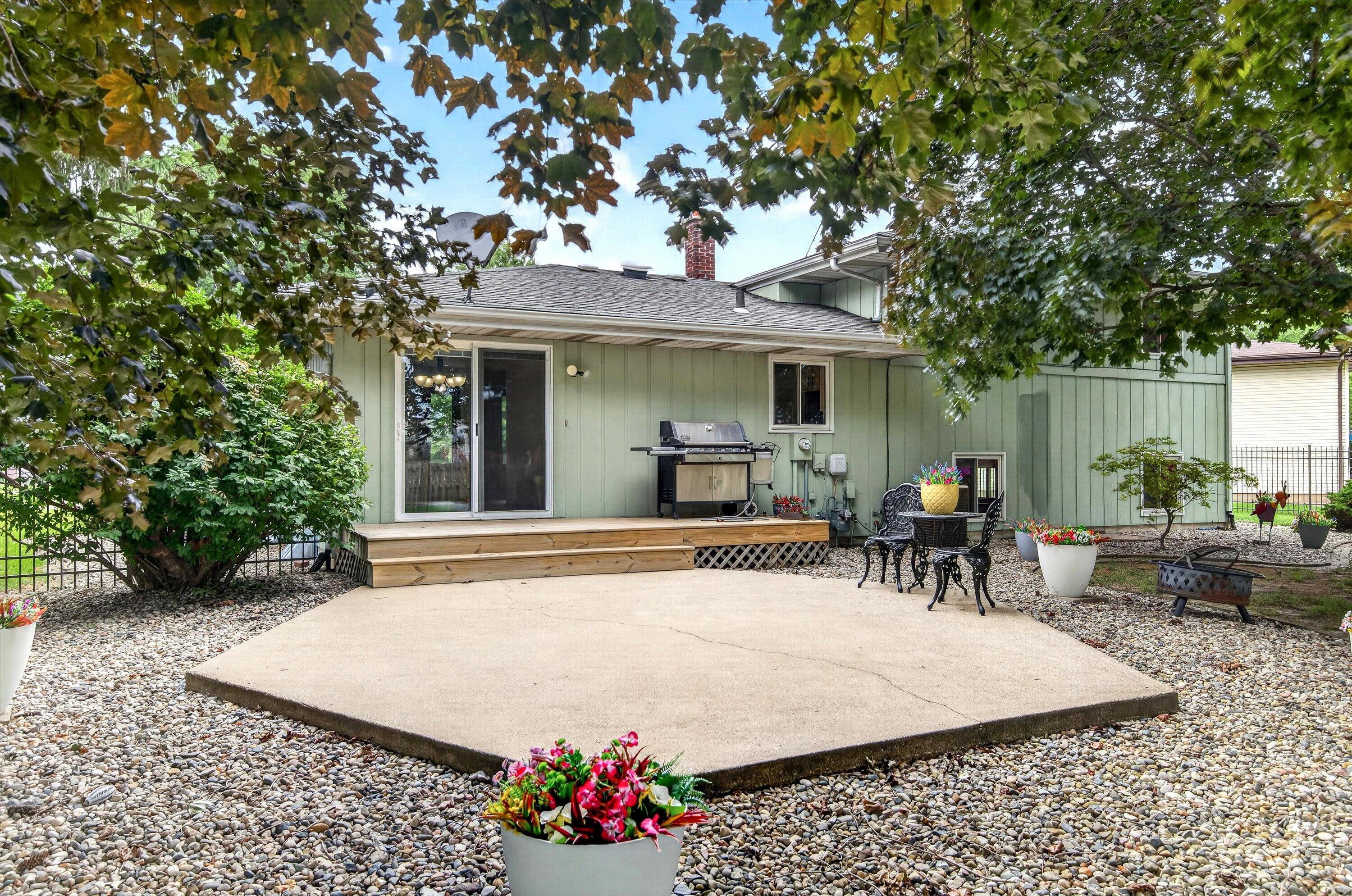 8832 Jefferson Court, Munster, IN 46321; Image #28