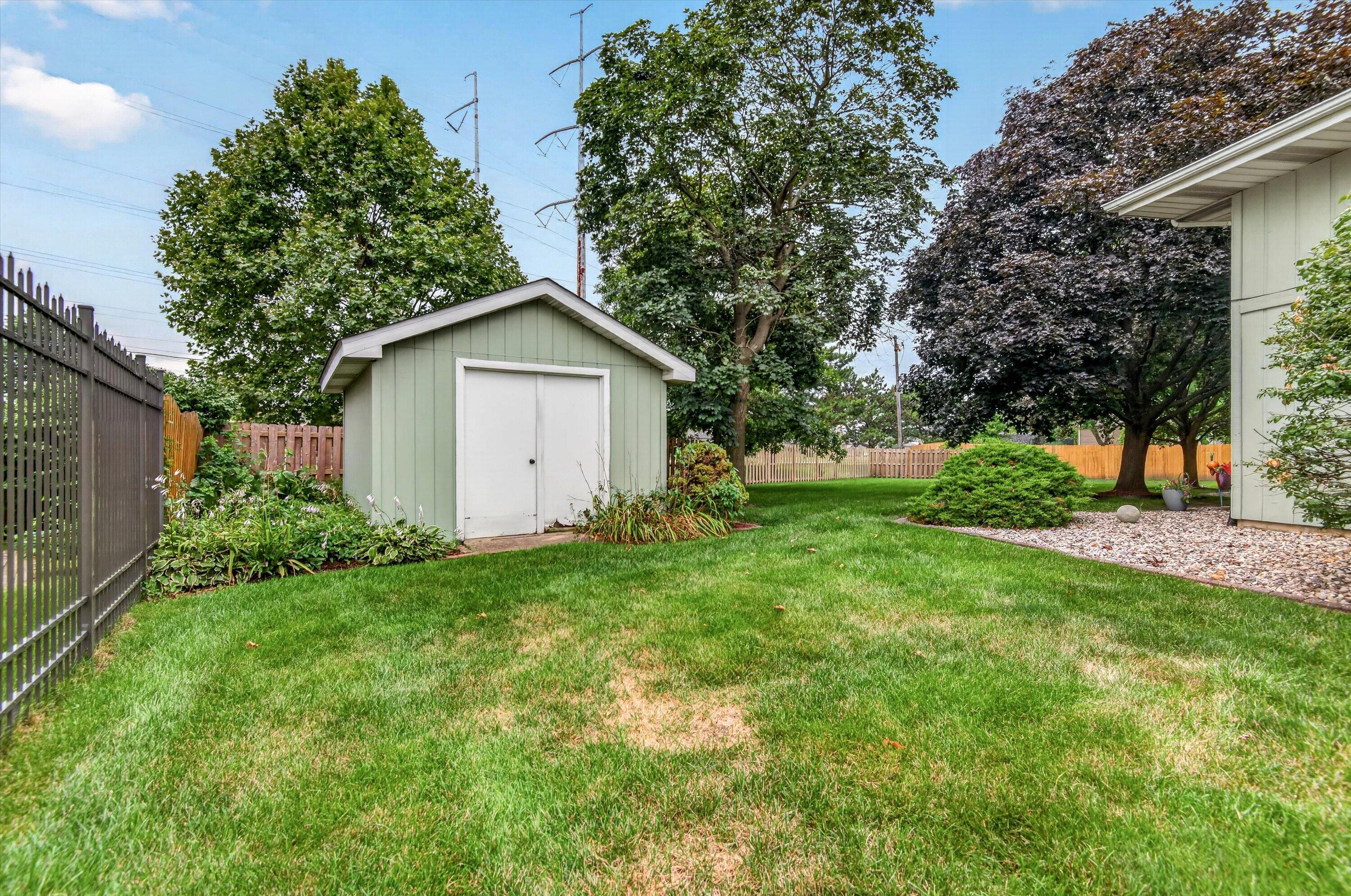 8832 Jefferson Court, Munster, IN 46321; Image #33