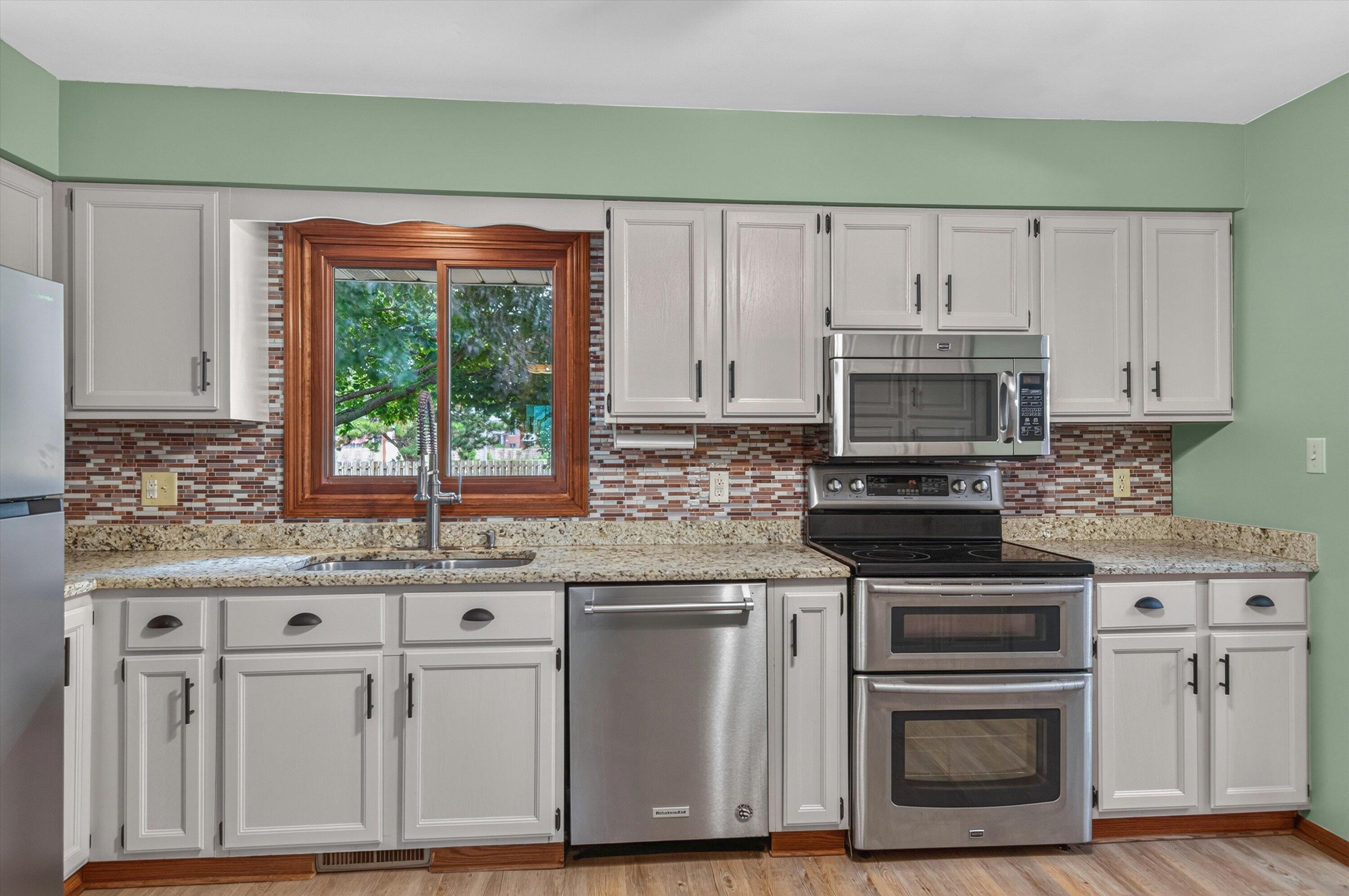 8832 Jefferson Court, Munster, IN 46321; Image #8