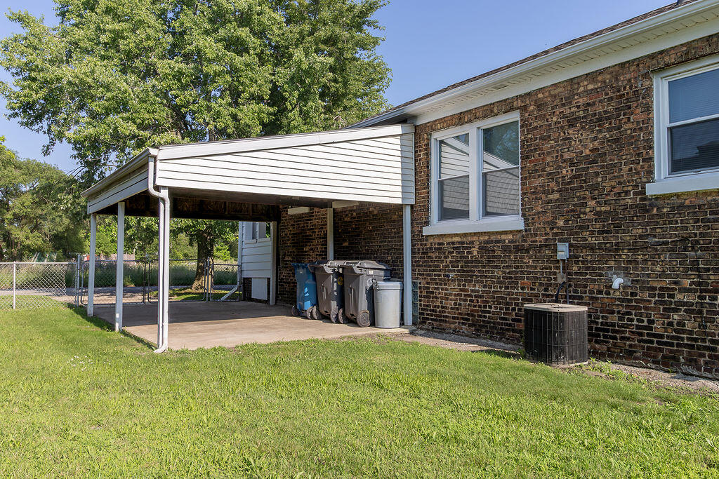 2180 Massachusetts Street, Gary, IN 46407; Image #38