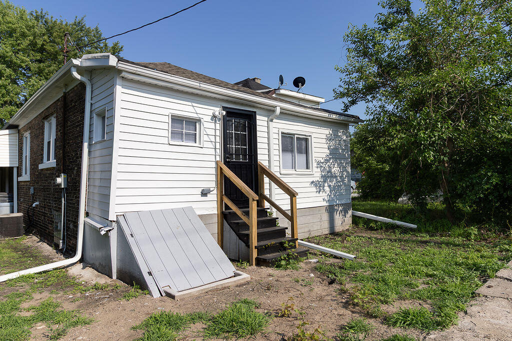 2180 Massachusetts Street, Gary, IN 46407; Image #39