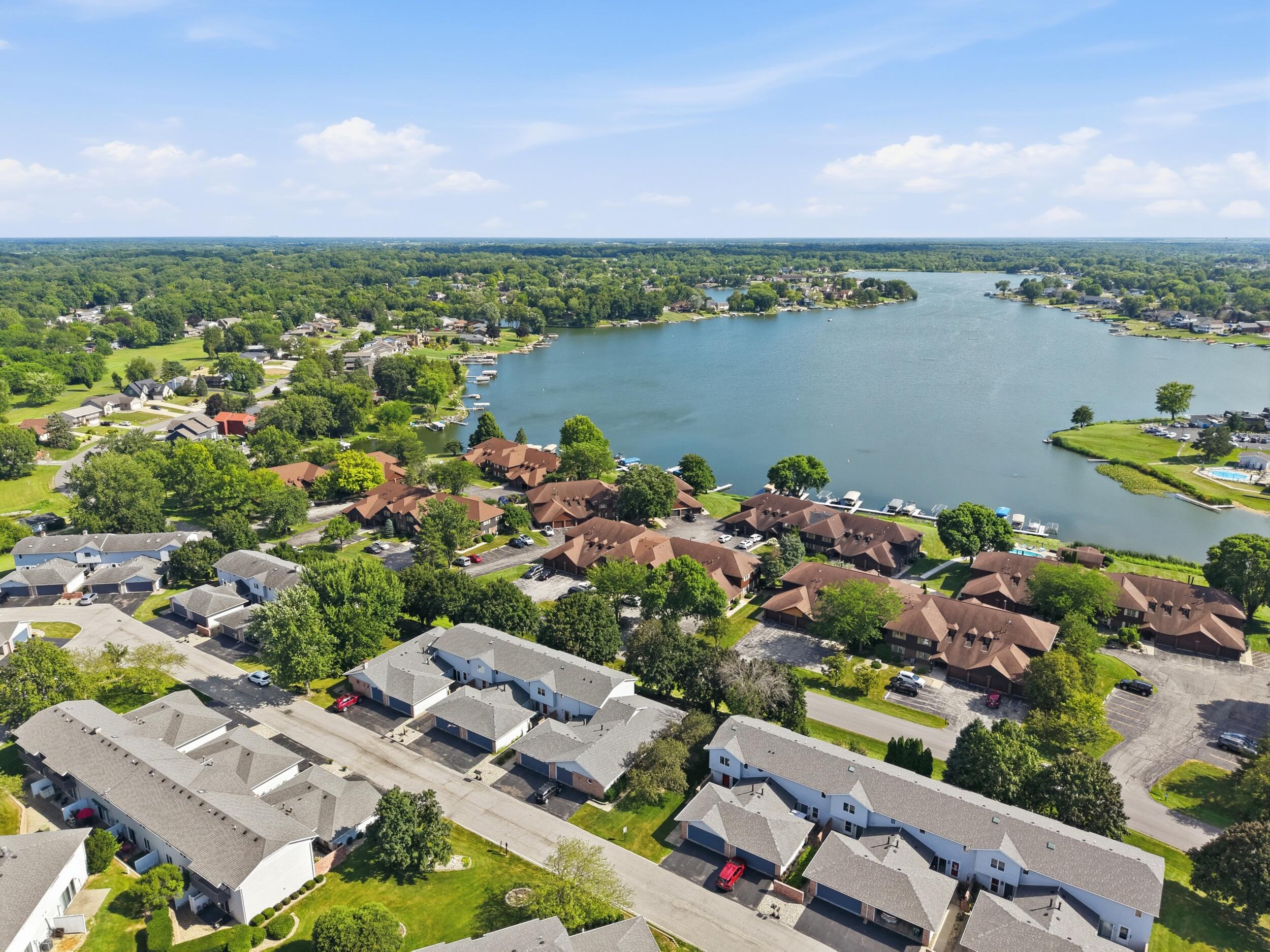 2529 E Lakeshore Drive, Crown Point, IN #A-47, 46307; Image #24