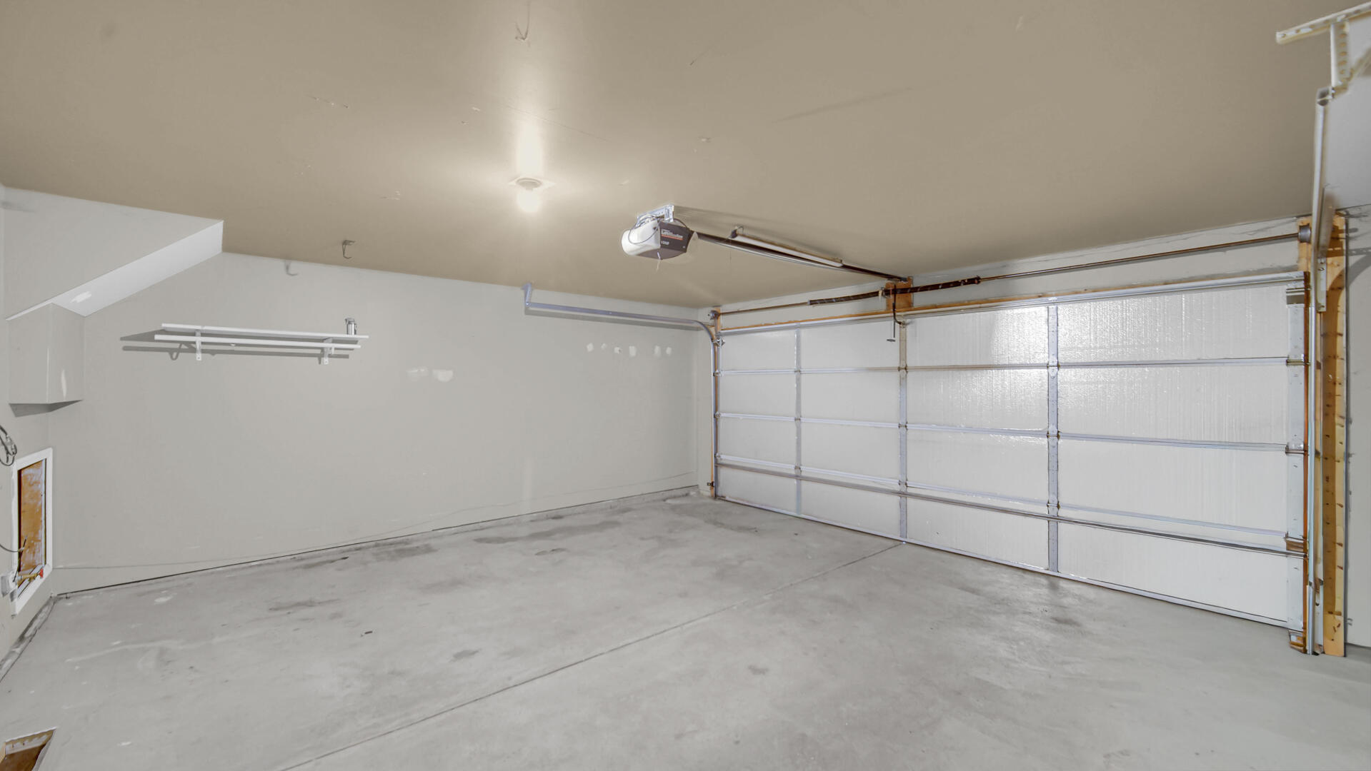 911 Penny Court, Hobart, IN 46342; Image #19