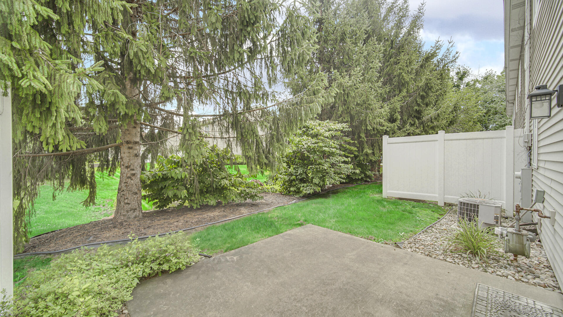 911 Penny Court, Hobart, IN 46342; Image #20