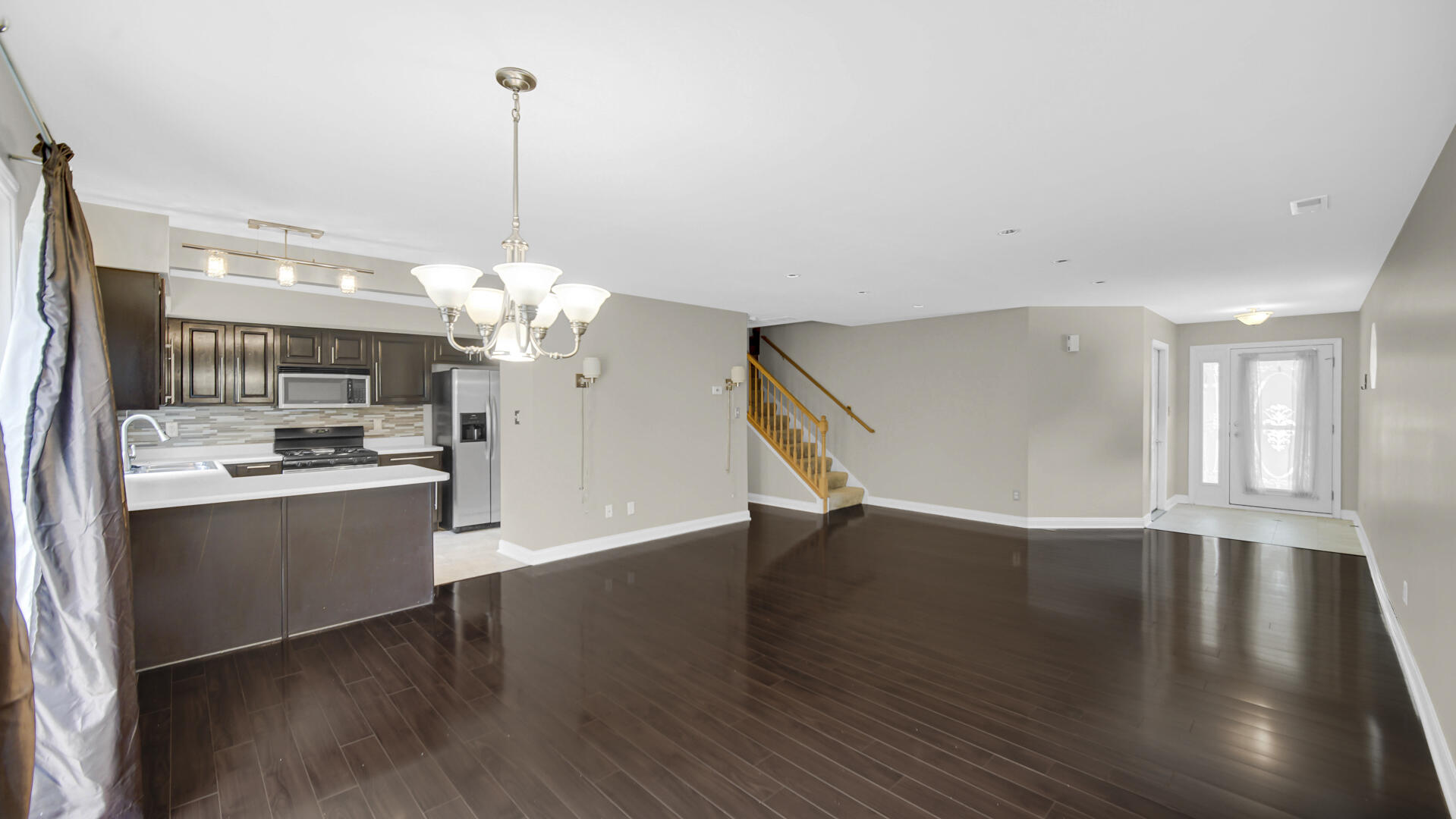 911 Penny Court, Hobart, IN 46342; Image #4