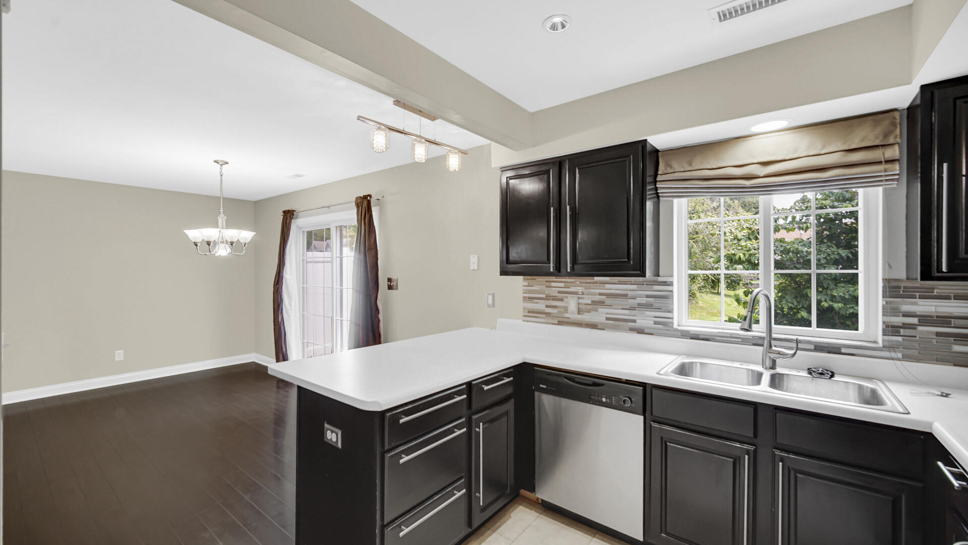 911 Penny Court, Hobart, IN 46342; Image #9