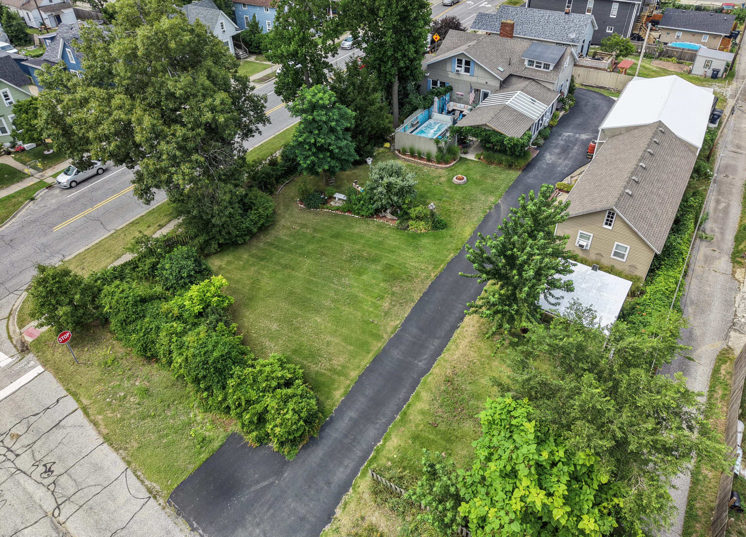 1814 Ohio Street, Michigan City, IN 46360; Image #30