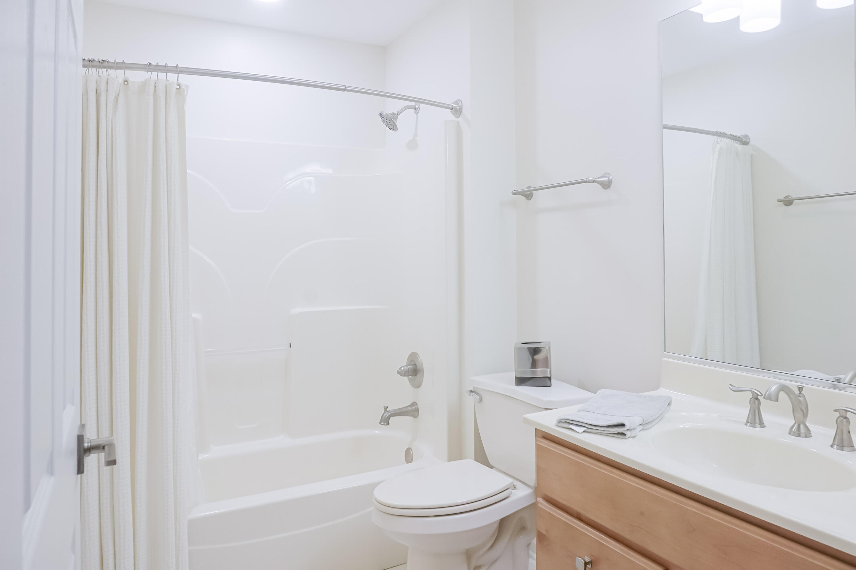 1832 Windfield Drive, Munster, IN 46321; Image #18