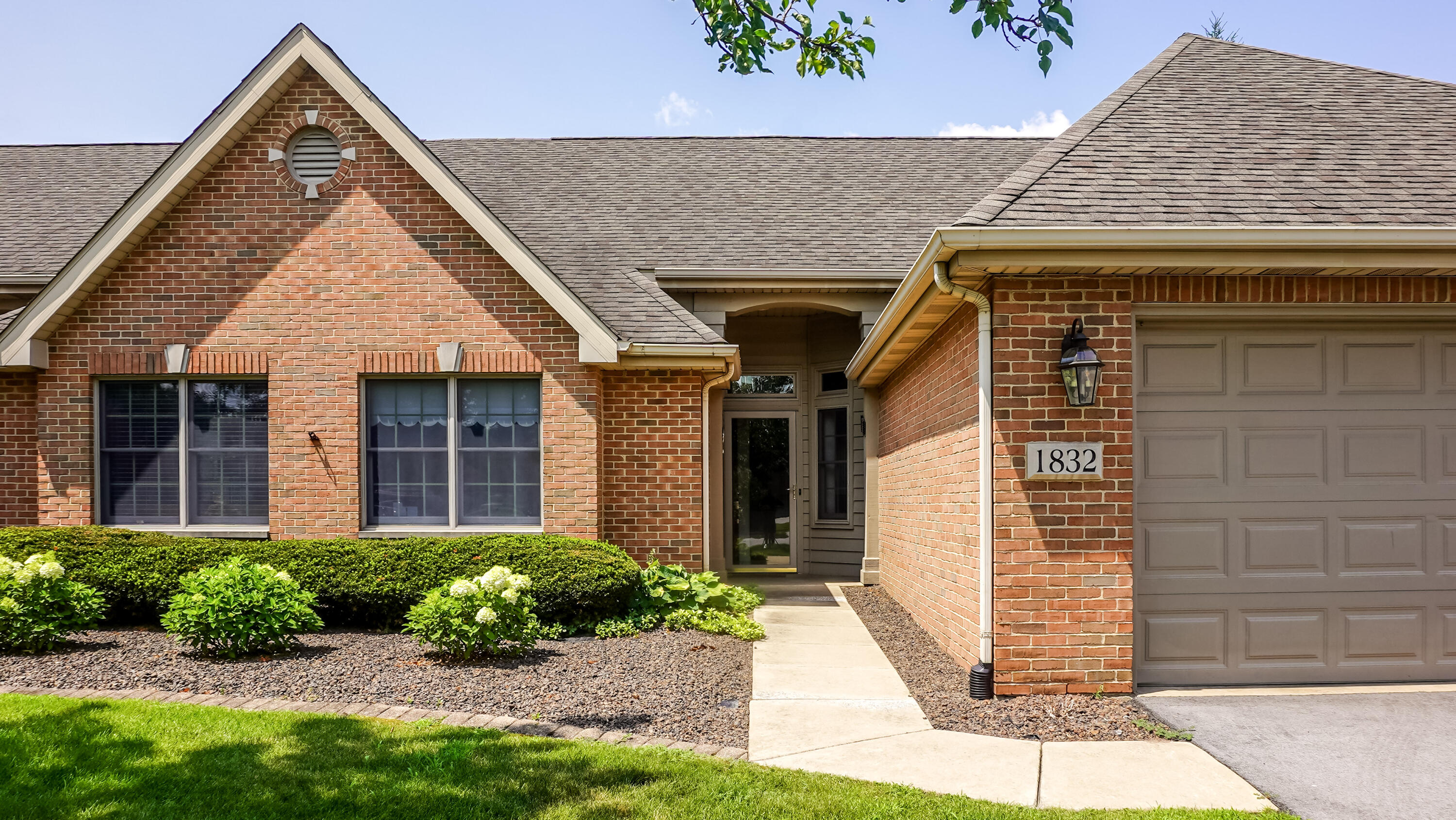 1832 Windfield Drive, Munster, IN 46321; Image #2